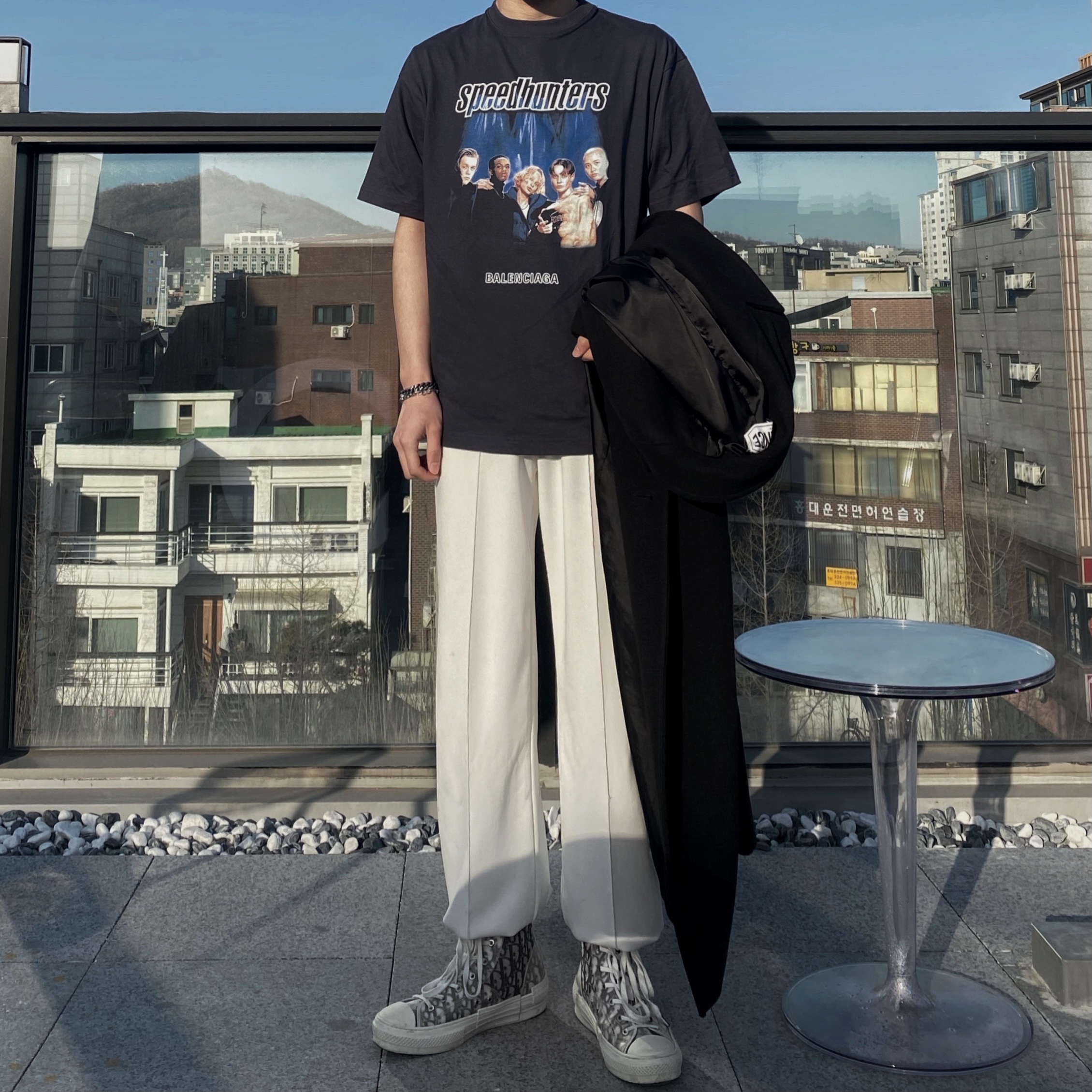 Dior B23 Low Dior Oblique White & Black 착용 스타일