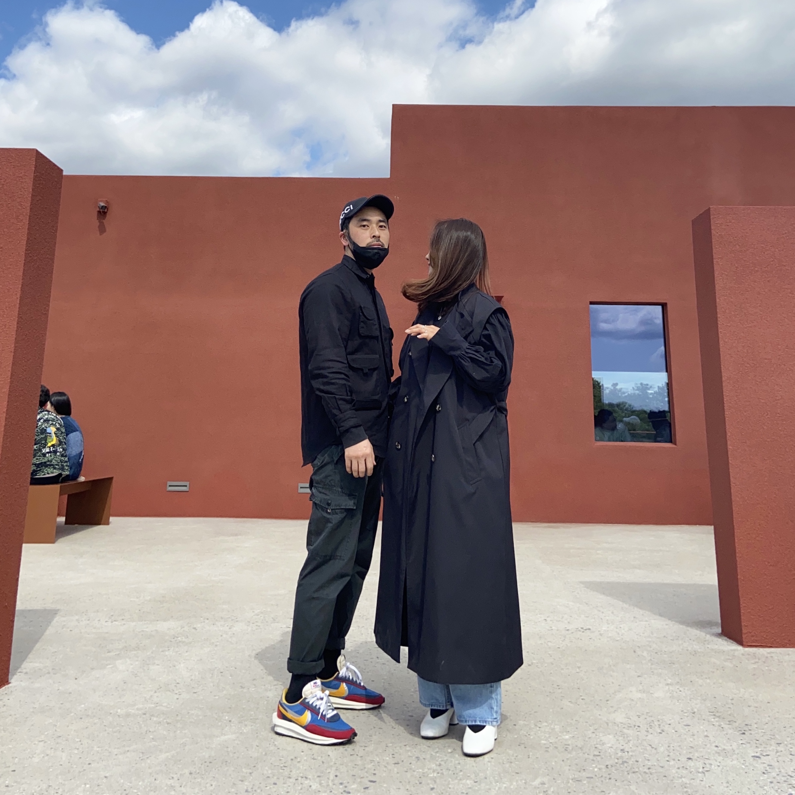 Nike x Sacai LDWaffle Blue Multi 착용 스타일 - 1