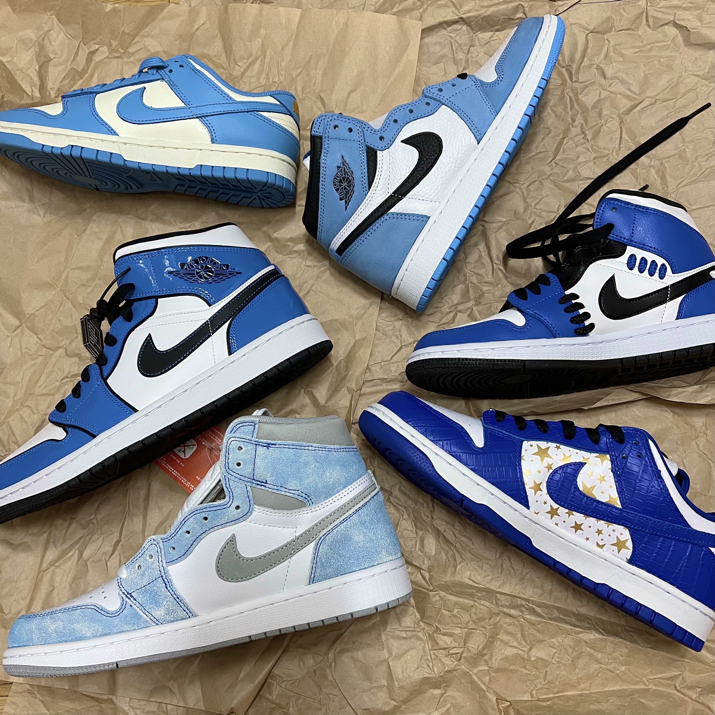 Jordan 1 Mid SE Signal Blue, (GS) Jordan 1 Retro High OG University Blue 착용 스타일
