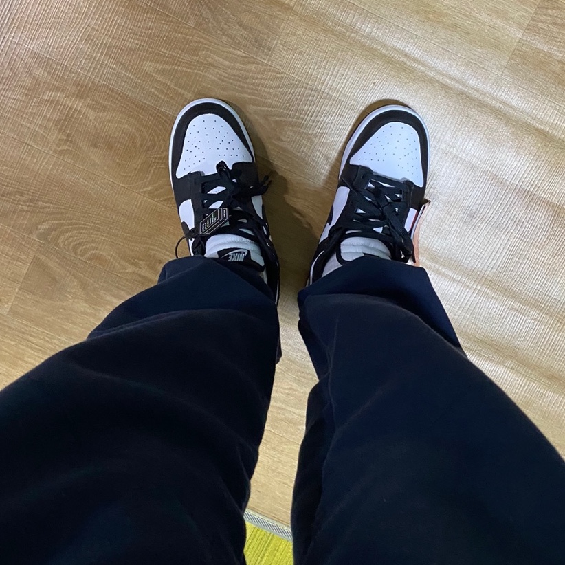 Nike Dunk Low Retro Black 착용 스타일 - 1