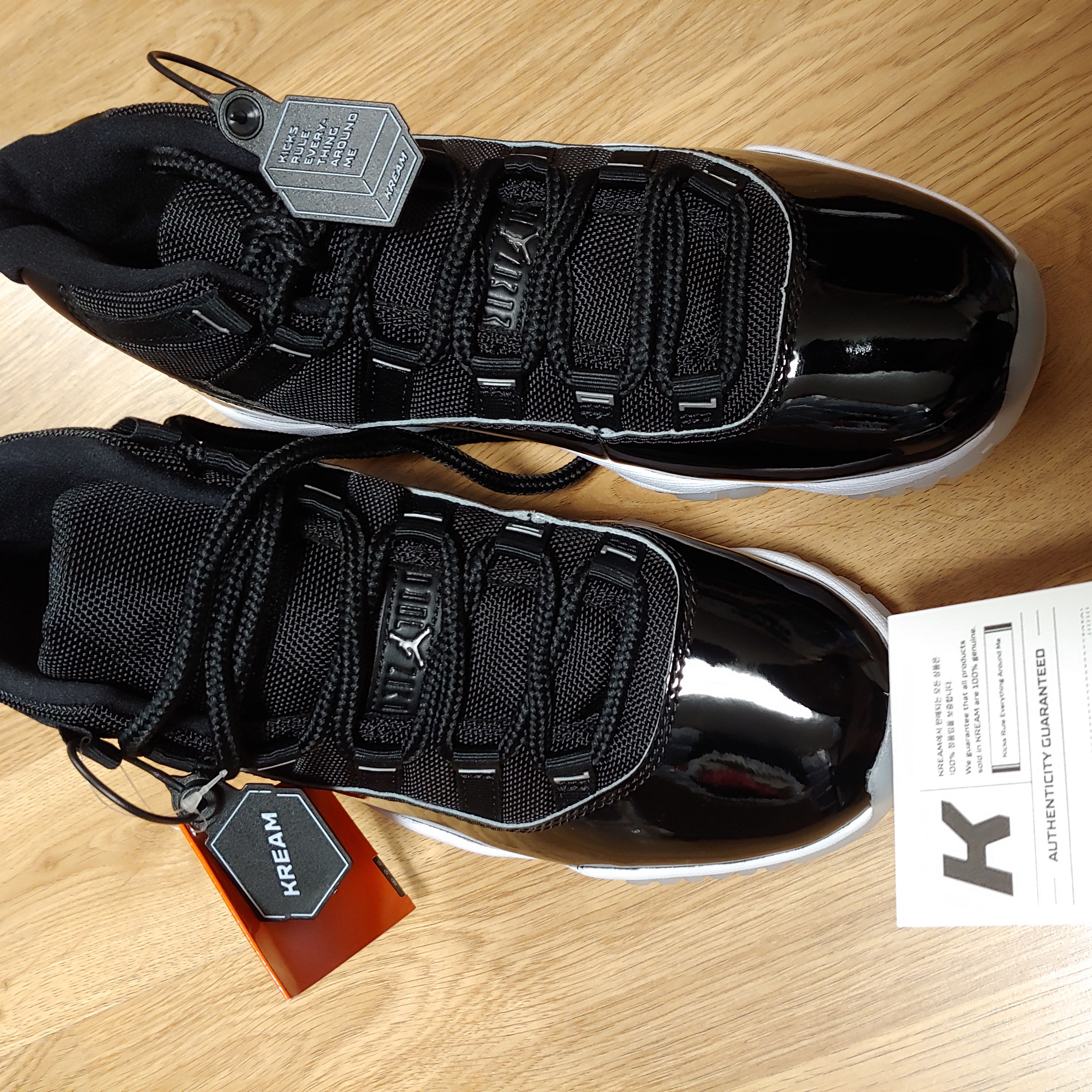 Jordan 11 Retro Jubilee 착용 스타일 - 3