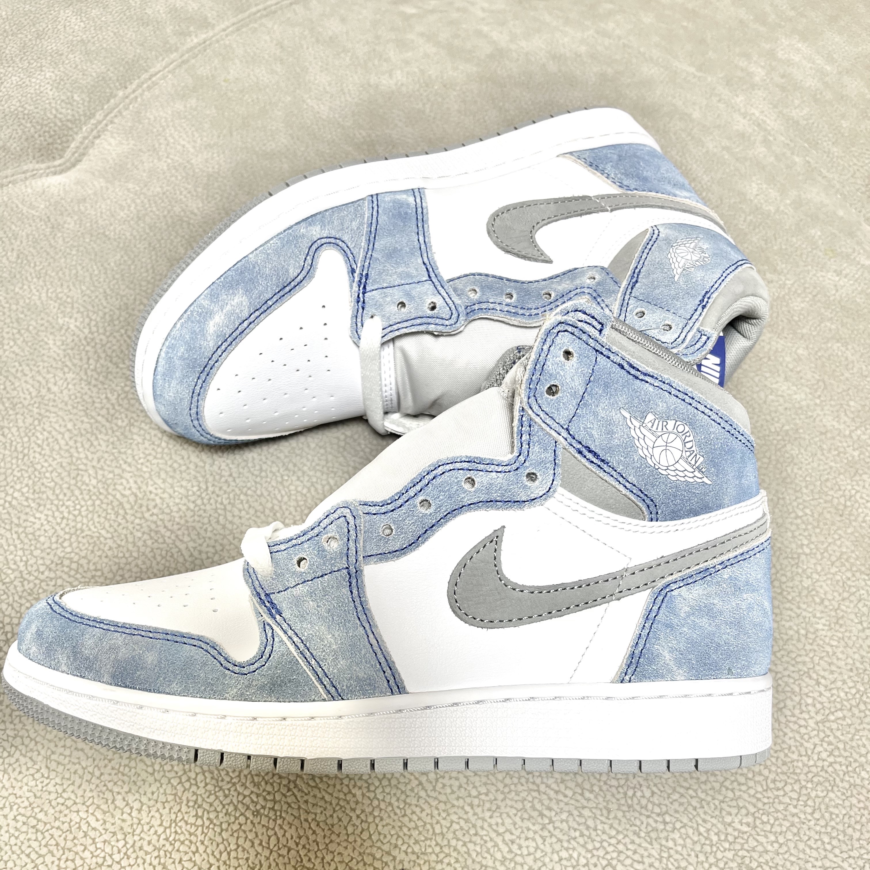 (GS) Jordan 1 Retro High OG Hyper Royal, Jordan 1 Retro High OG Hyper Royal 착용 스타일