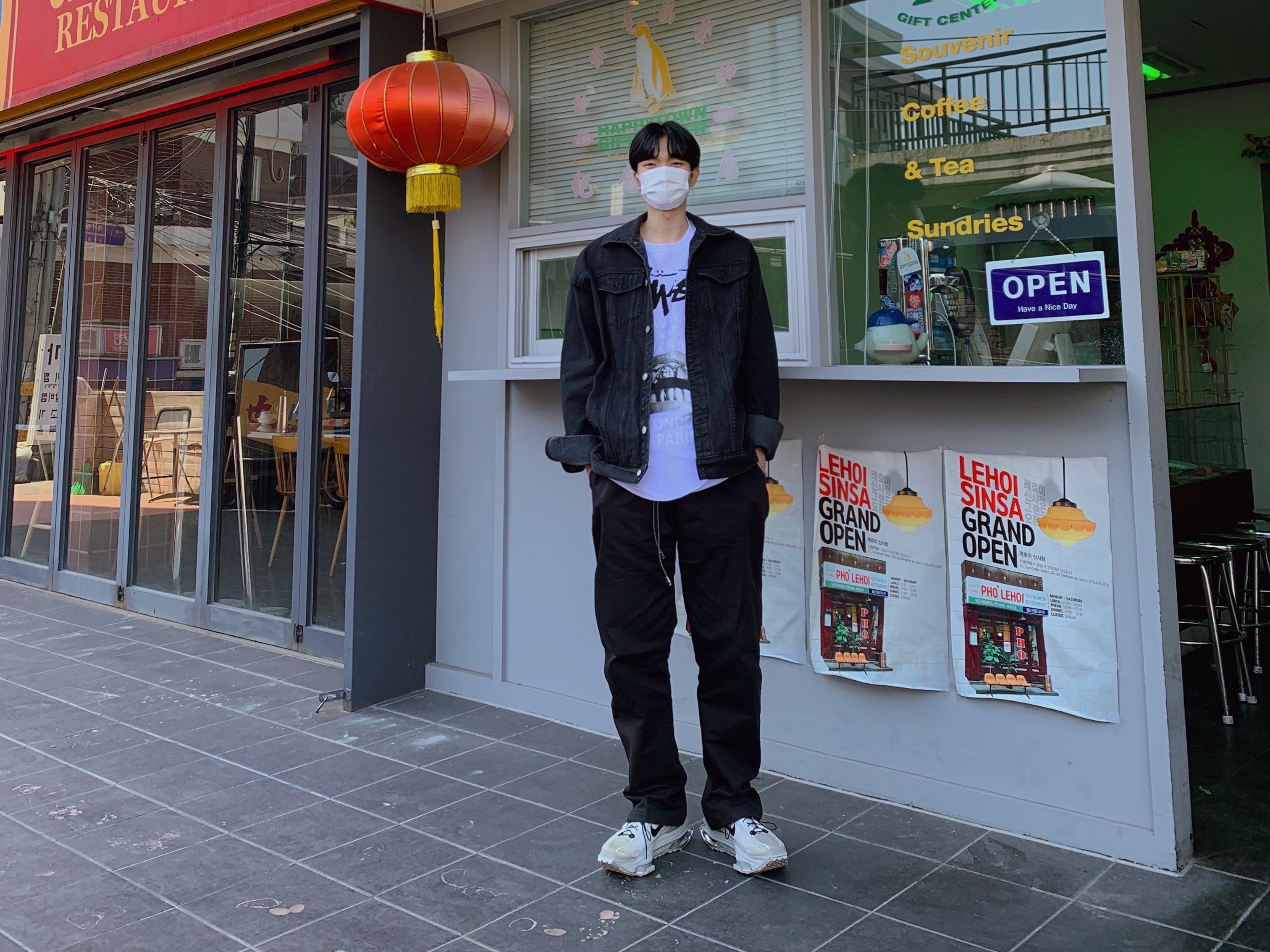 Nike x Matthew M Williams Zoom 004 Stone, Stussy x Rick Owens 40 WT T-Shirt 착용 스타일