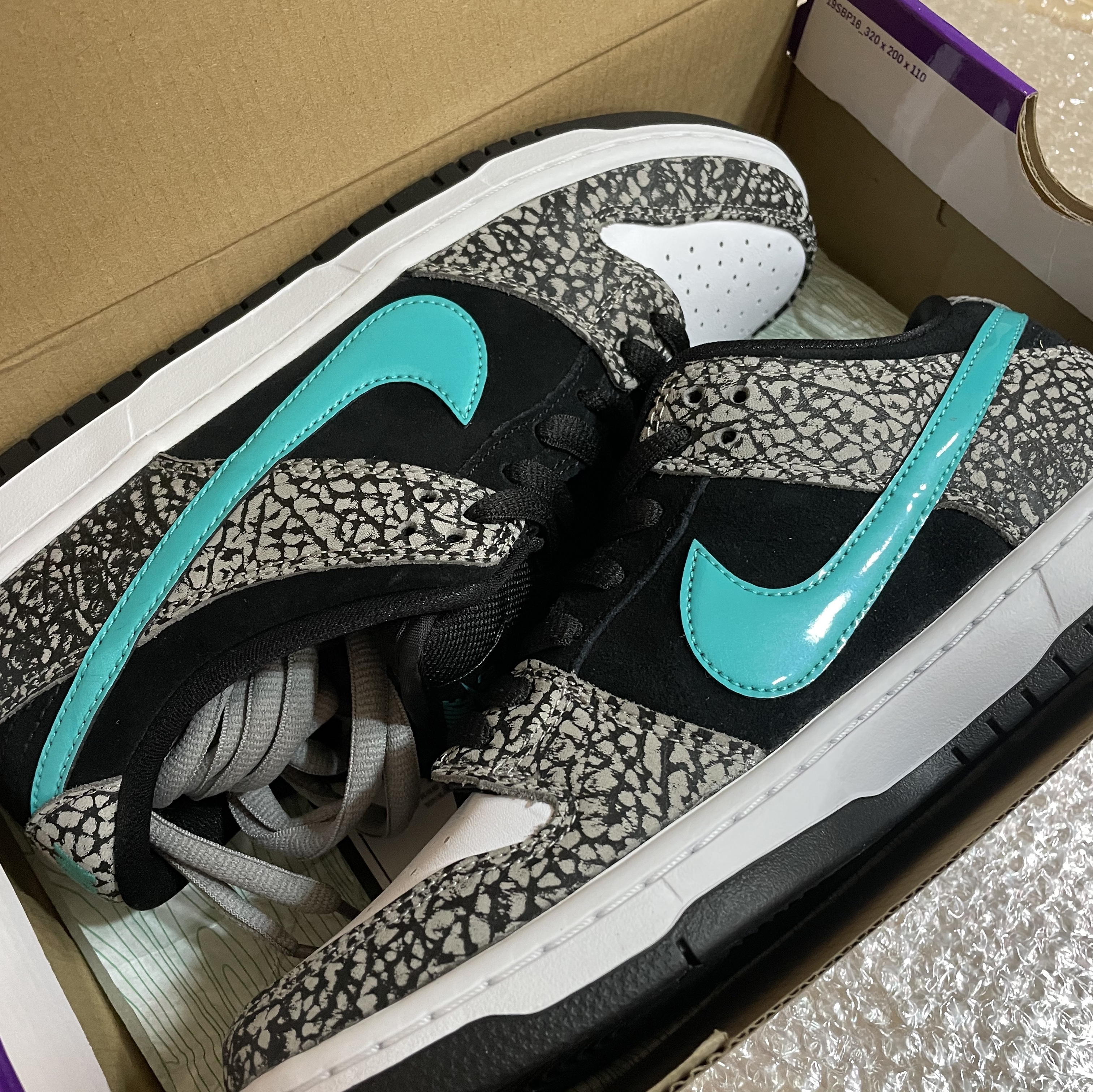 Nike SB Dunk Low Pro Clear Jade 착용 스타일 - 1
