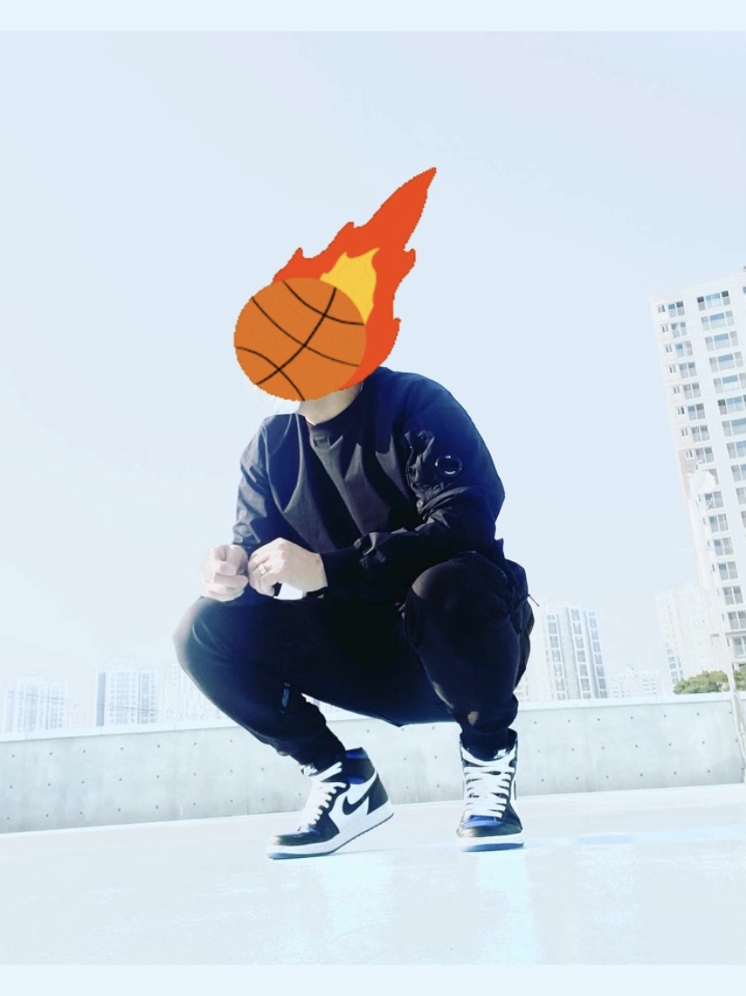 Jordan 1 Retro High OG Royal Toe, Jordan 4 Retro OG Fire Red 2020 착용 스타일 - 2