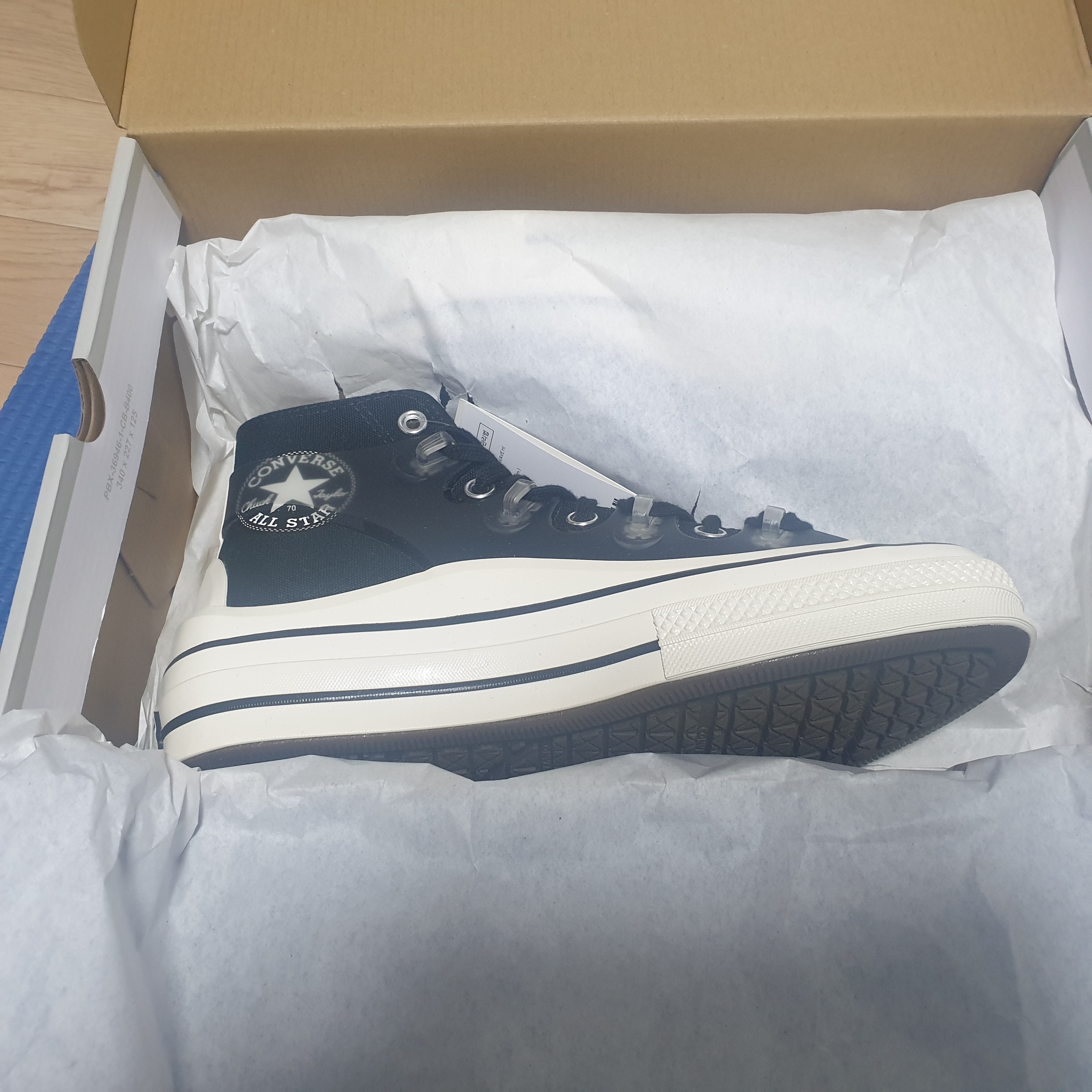 Converse x Kim Jones Chuck 70 Utility Wave High Natural Ivory, Converse x Kim Jones Chuck 70 Utility Wave High Black 착용 스타일 - 2