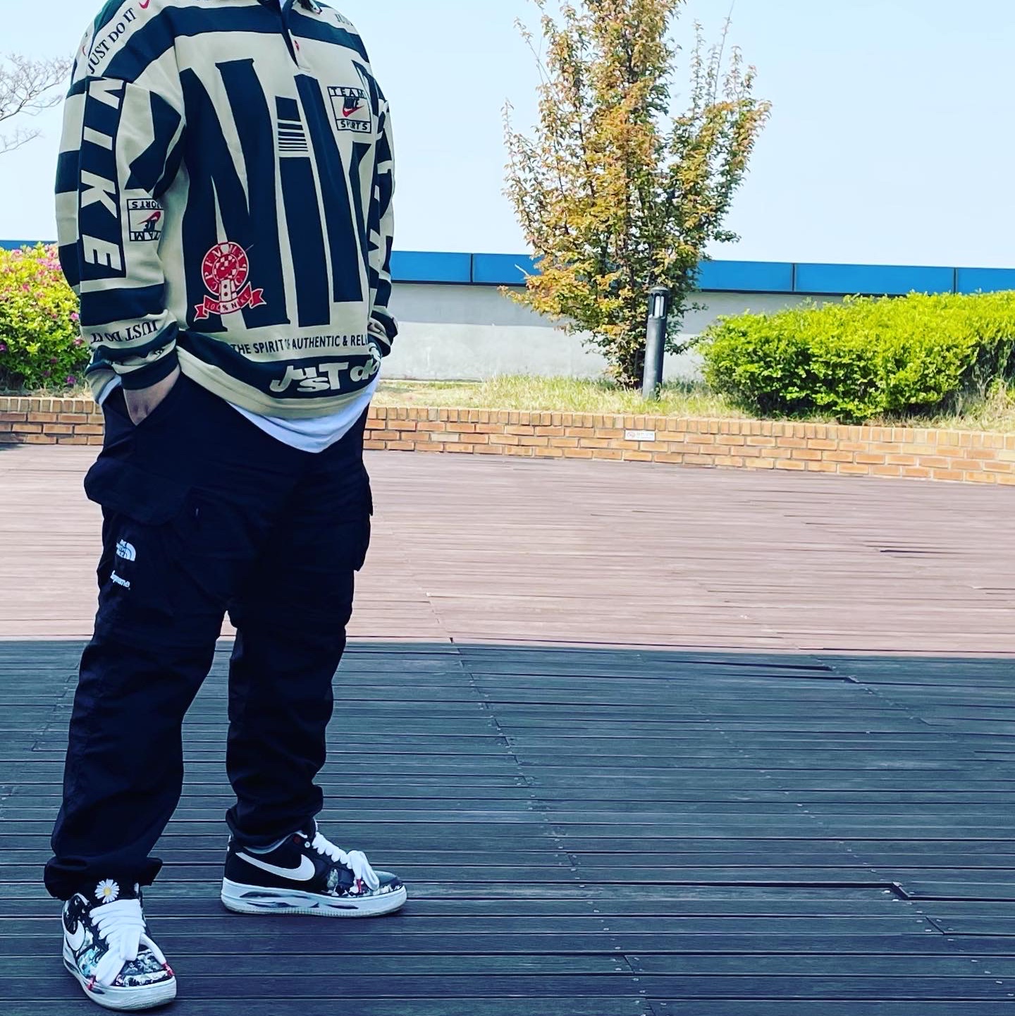 Nike x Cactus Plant Flea Market Long Sleeve Polo Natural - US/EU, Supreme x The North Face Belted Cargo Pants Black - 20SS 착용 스타일