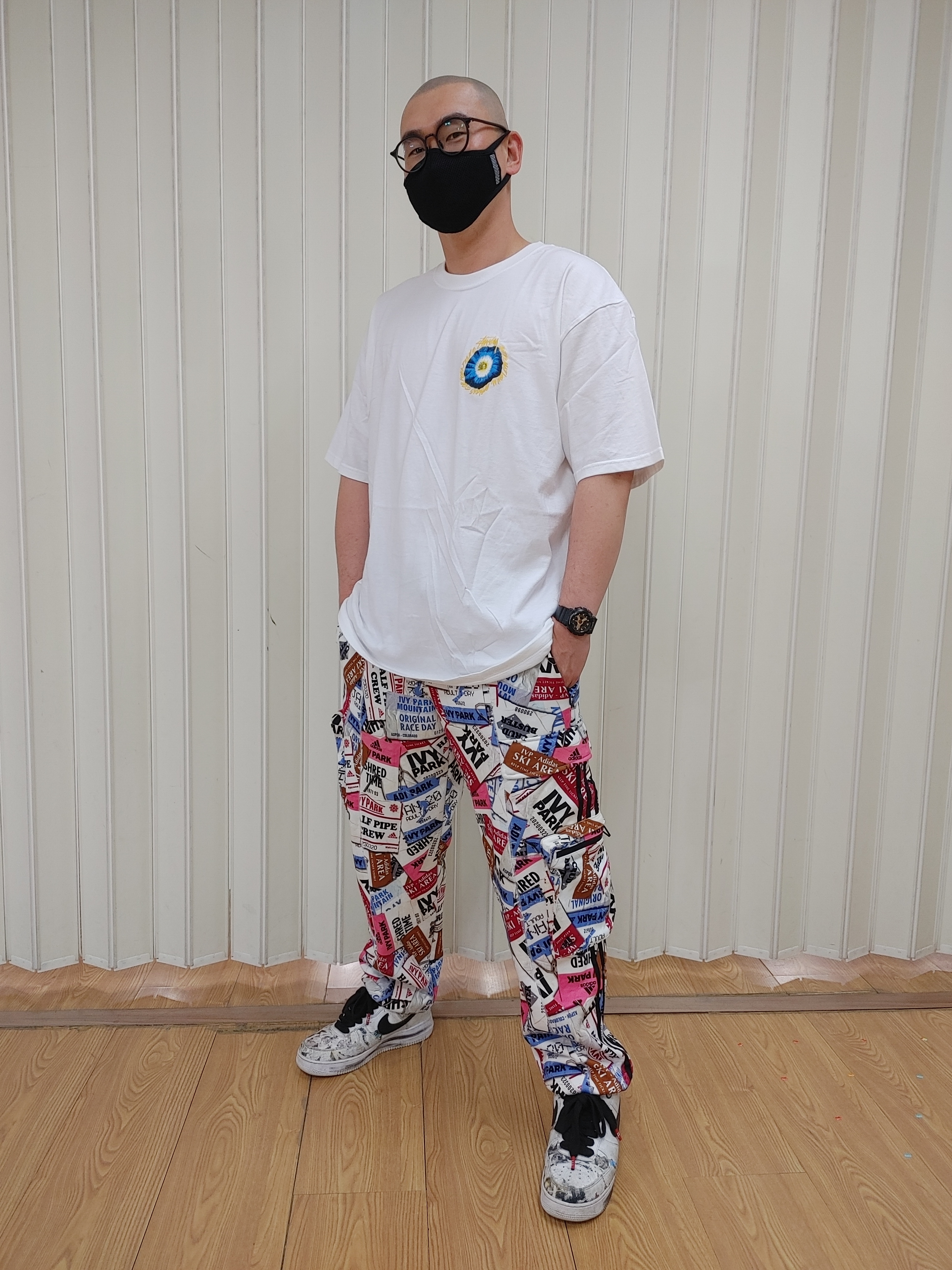 Nike x Peaceminusone Air Force 1 Low Para-Noise 2.0, Stussy Cosmos T-Shirt White 착용 스타일 - 1