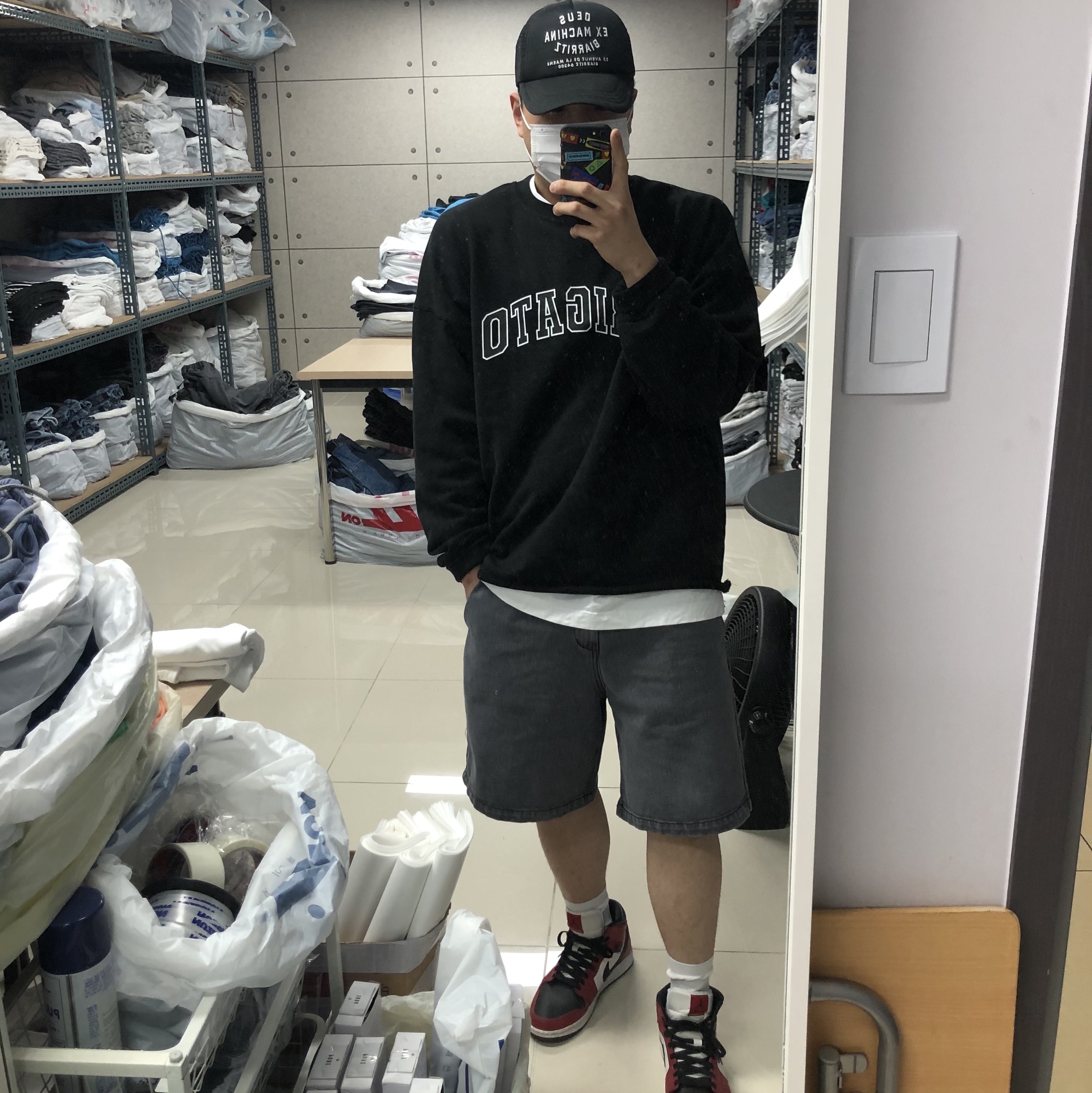 Jordan 1 Mid Chicago Black Toe 착용 스타일