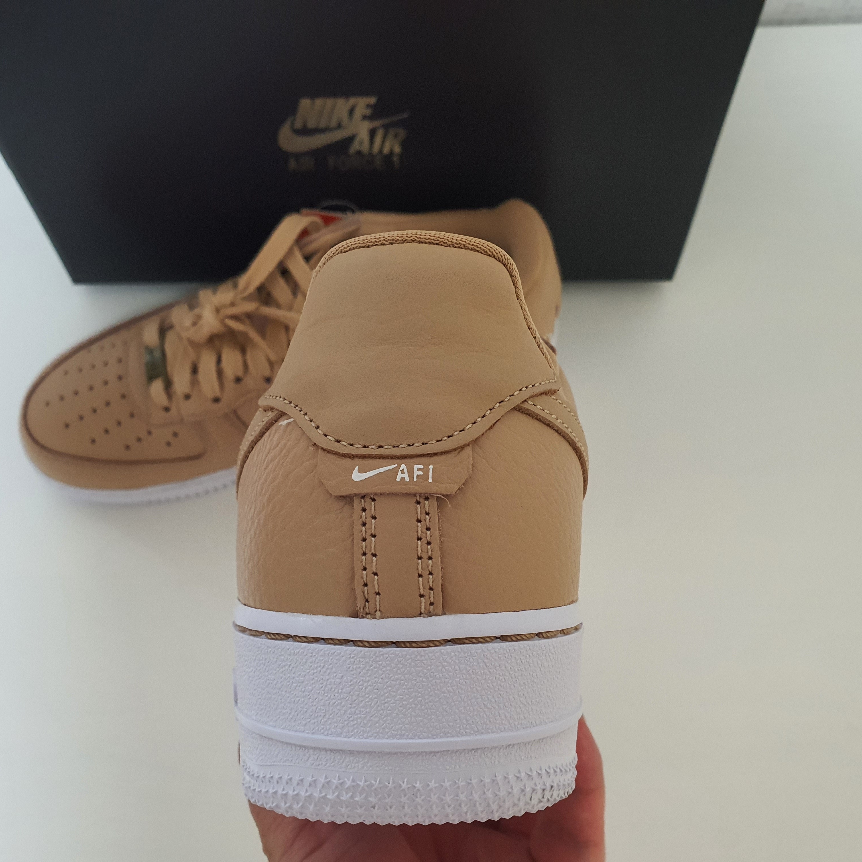 Nike Air Force 1 '07 Craft Vachetta Tan 착용 스타일 - 3