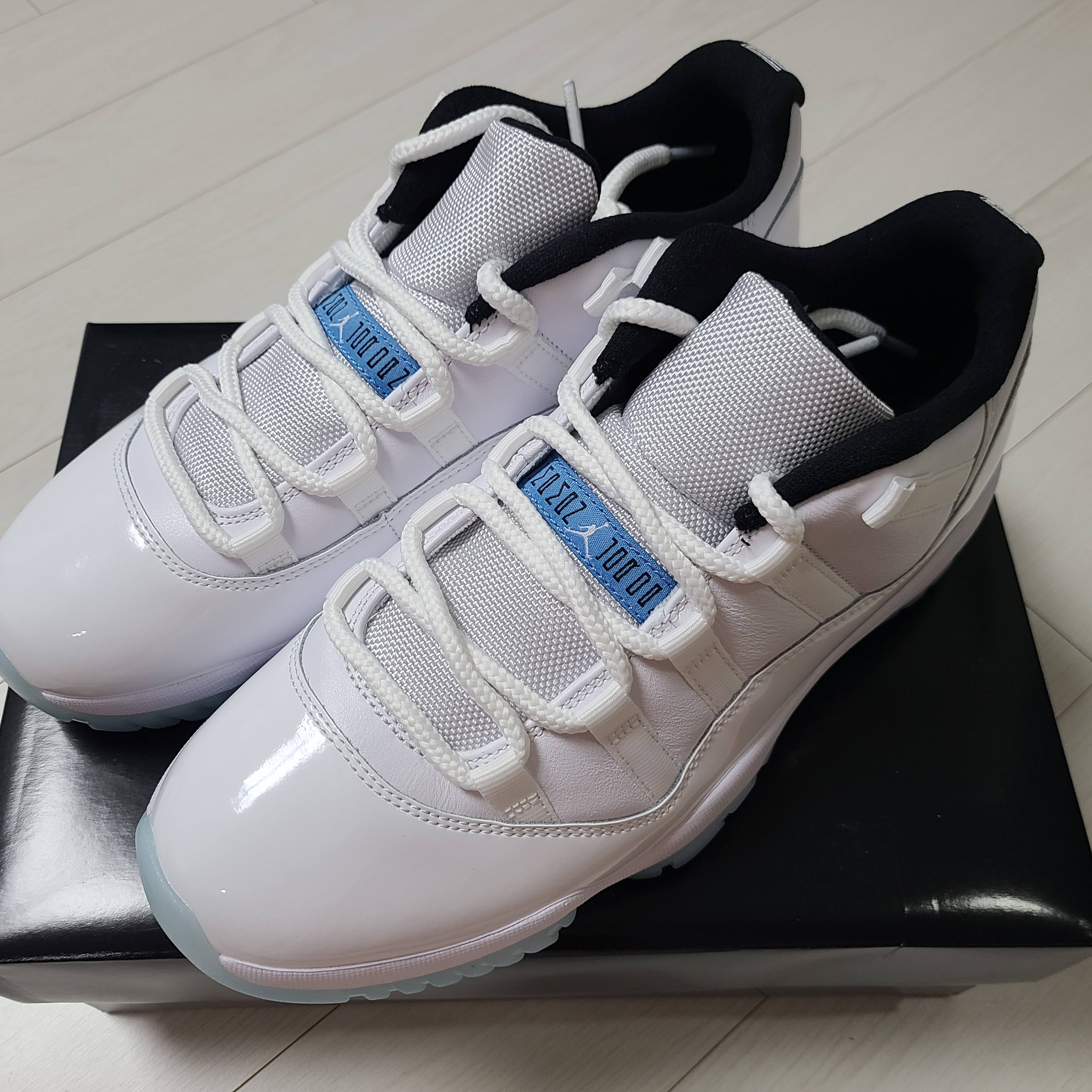 Jordan 11 Retro Low Legend Blue 착용 스타일