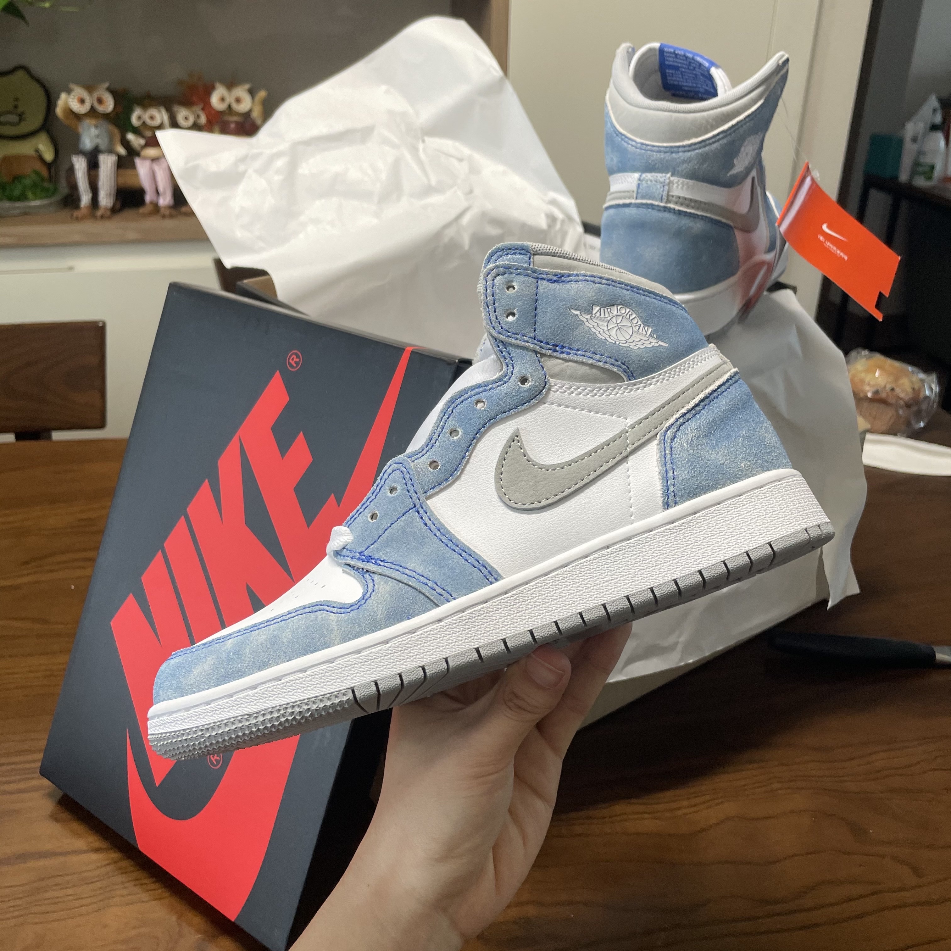 (GS) Jordan 1 Retro High OG Hyper Royal 착용 스타일 - 2