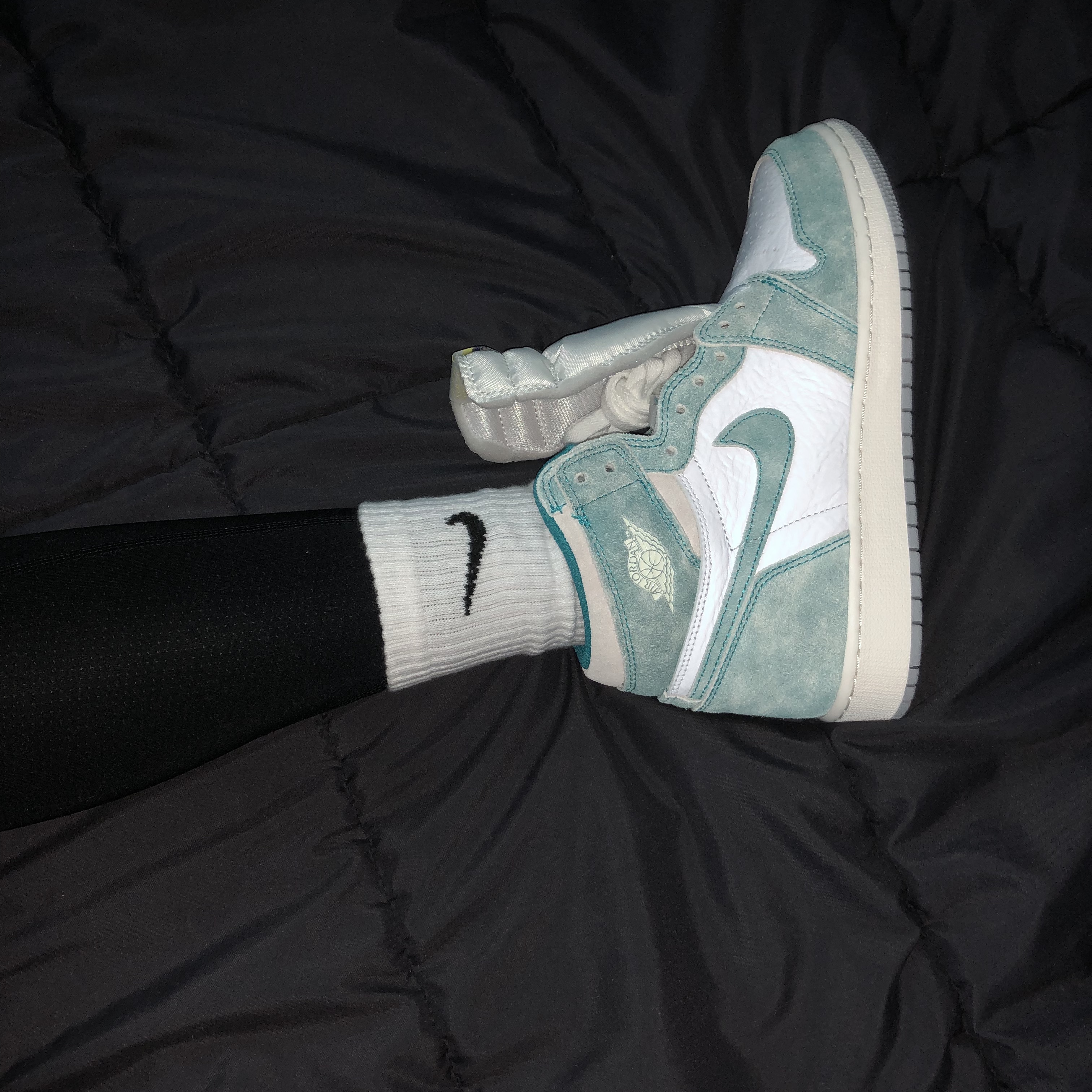 (GS) Jordan 1 Retro High OG Turbo Green 착용 스타일 - 1