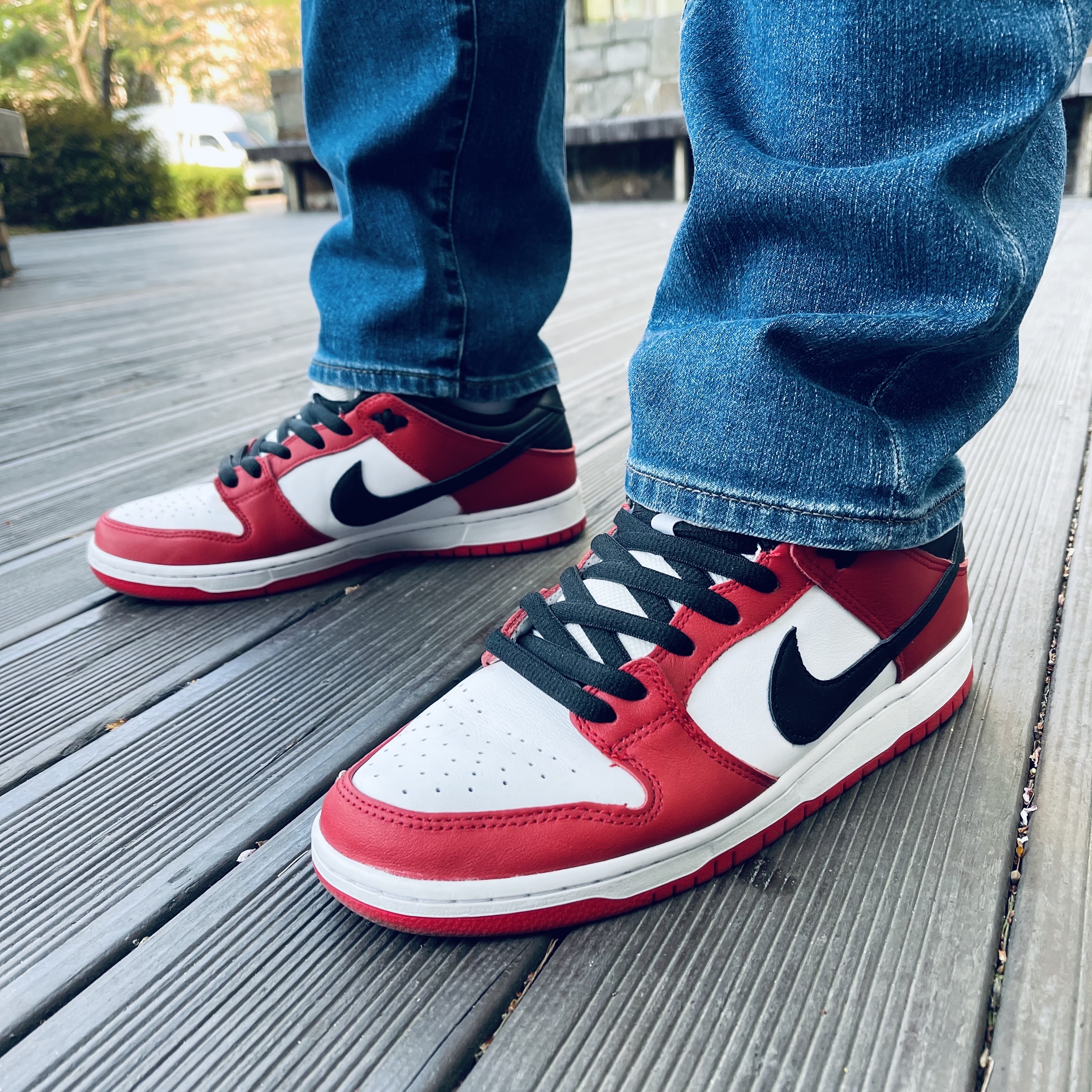 Nike SB Dunk Low Pro Chicago 착용 스타일 - 3