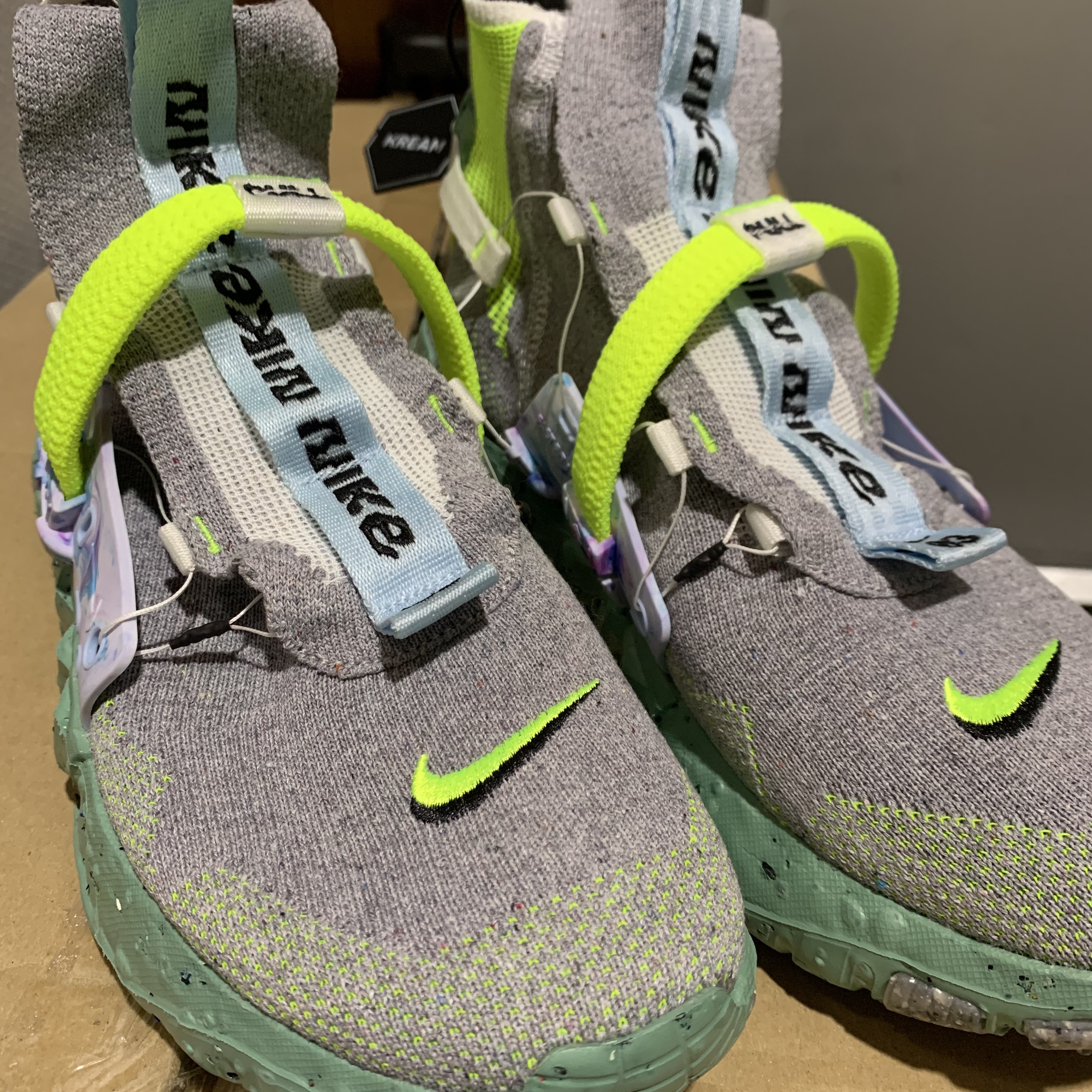 Nike Space Hippie 03 Healing Jade 착용 스타일
