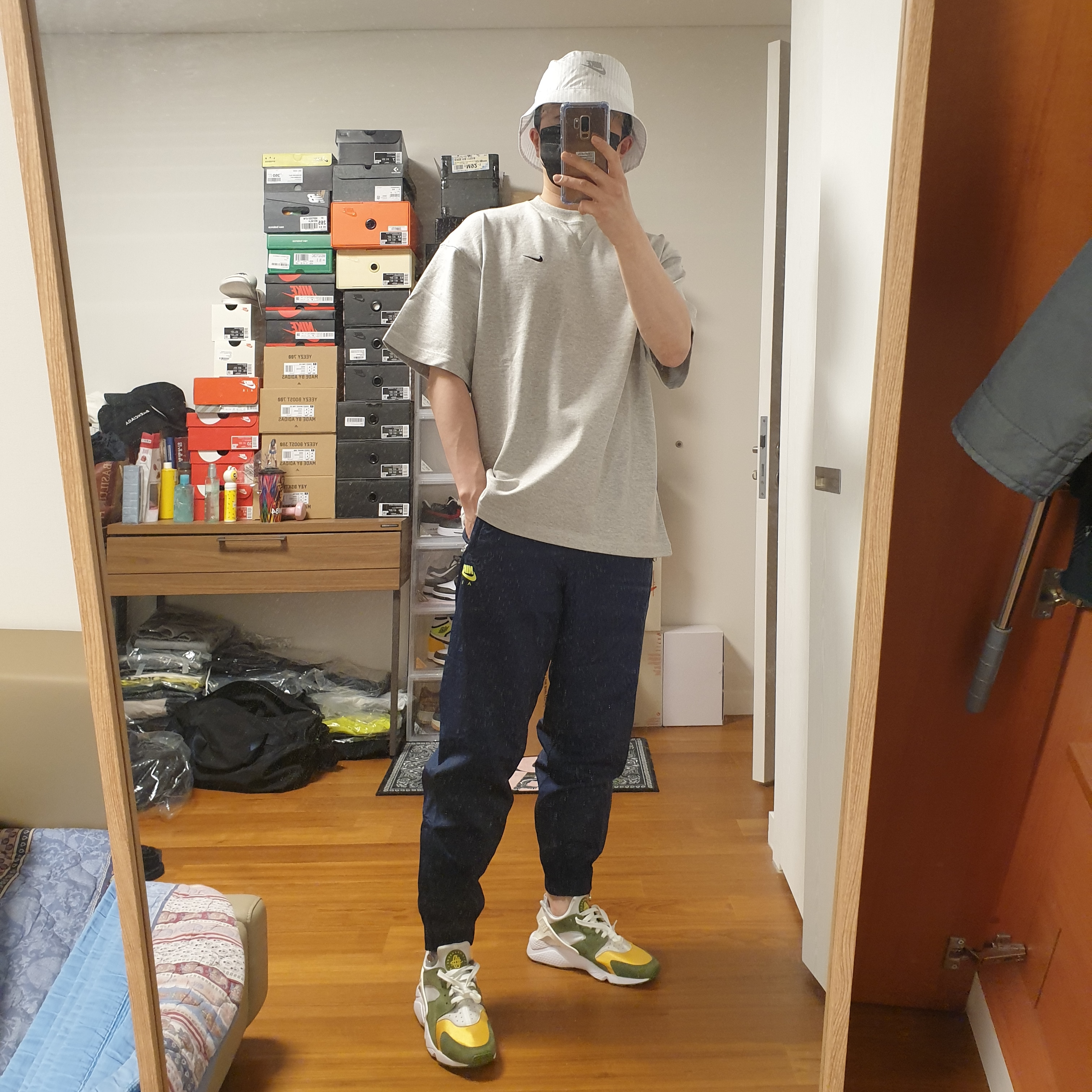 Nike x Kim Jones Oversized T-Shirt Grey Heather - US/EU, Nike x Kim Jones Bucket Hat White 착용 스타일 - 1