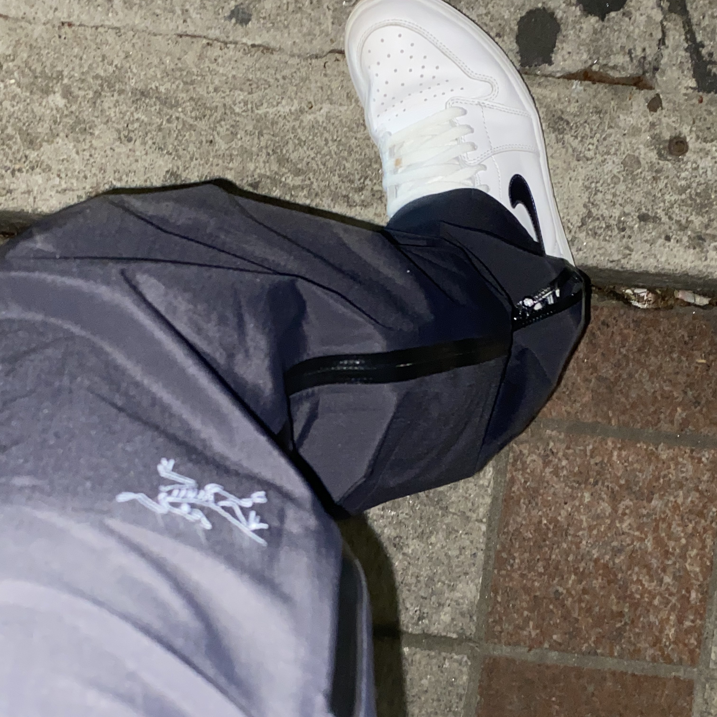 Jordan 1 Retro Metallic Navy 2016 착용 스타일