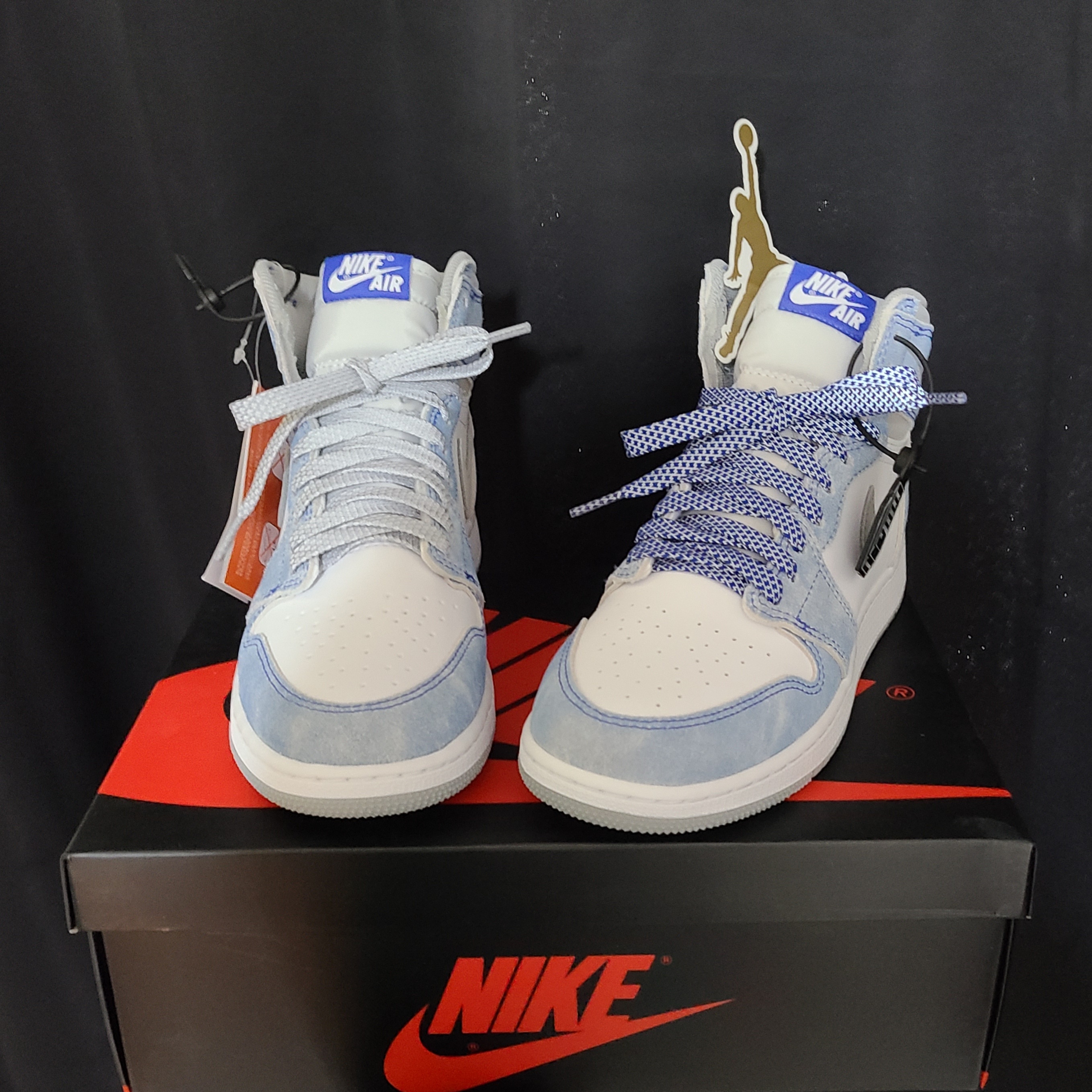 (GS) Jordan 1 Retro High OG Hyper Royal 착용 스타일 - 1