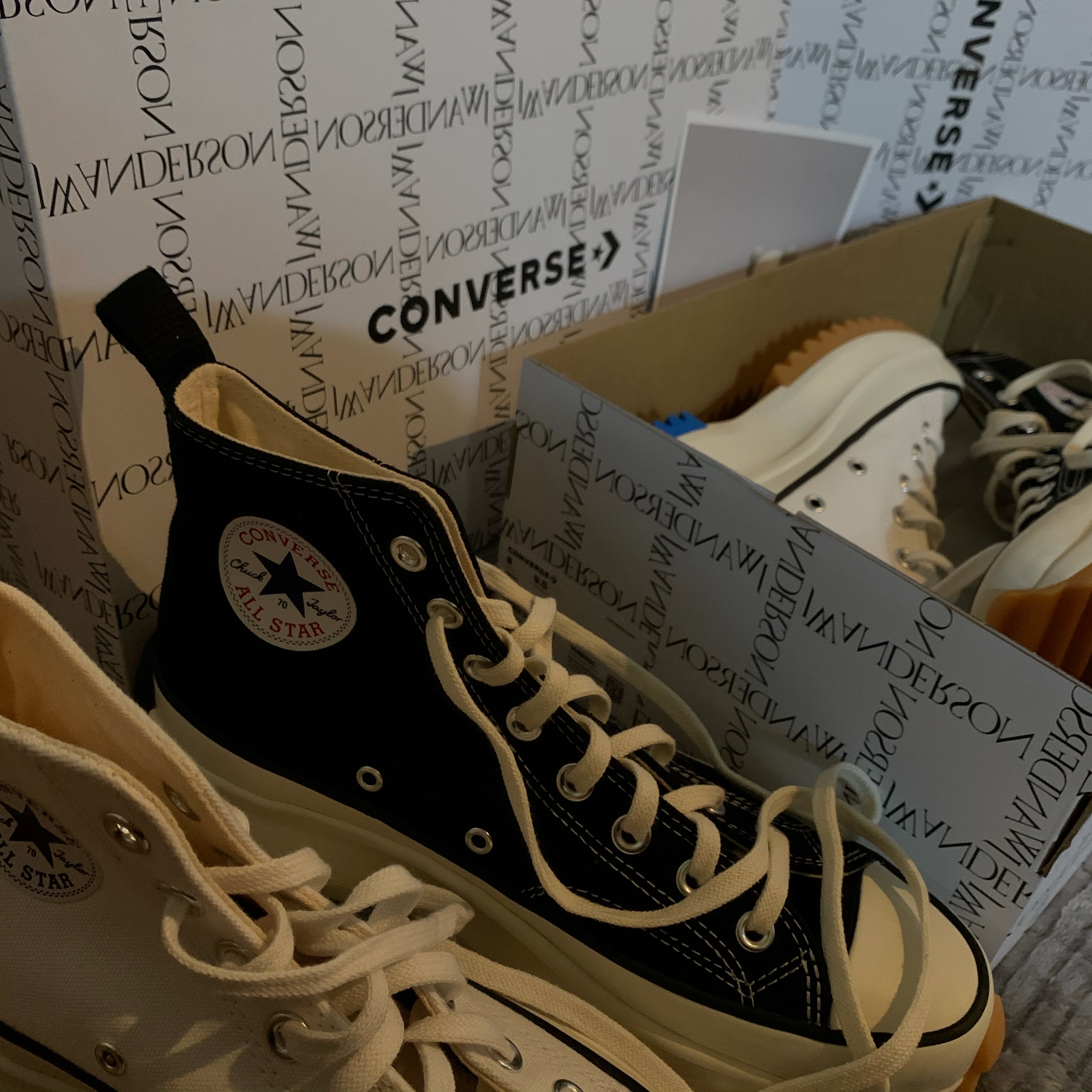 Converse x JW Anderson Run Star Hike Hi Black 착용 스타일