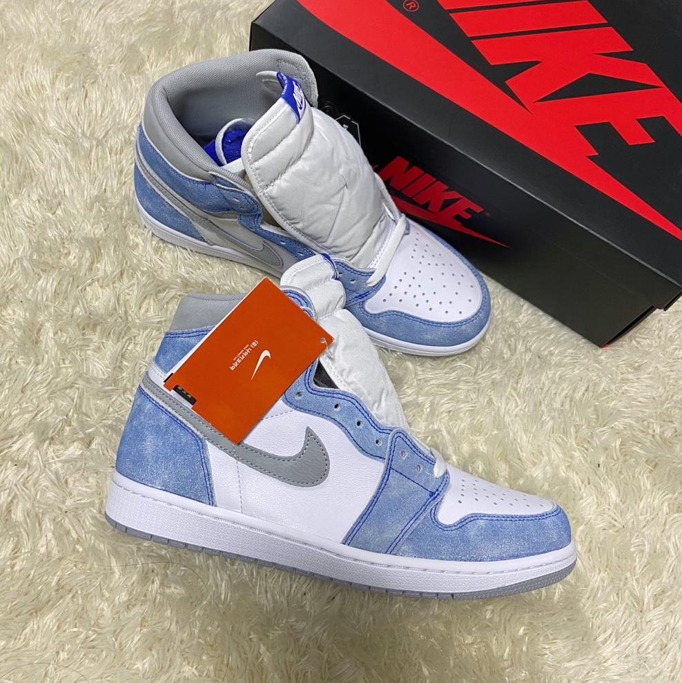 Jordan 1 Retro High OG Hyper Royal, (GS) Jordan 1 Retro High OG Hyper Royal 착용 스타일