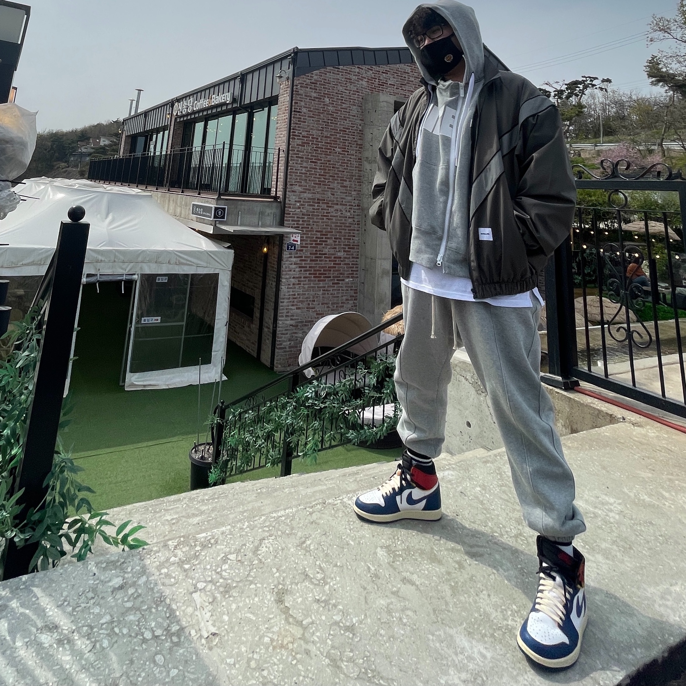 Jordan 1 x Union Retro High Blue Toe 착용 스타일