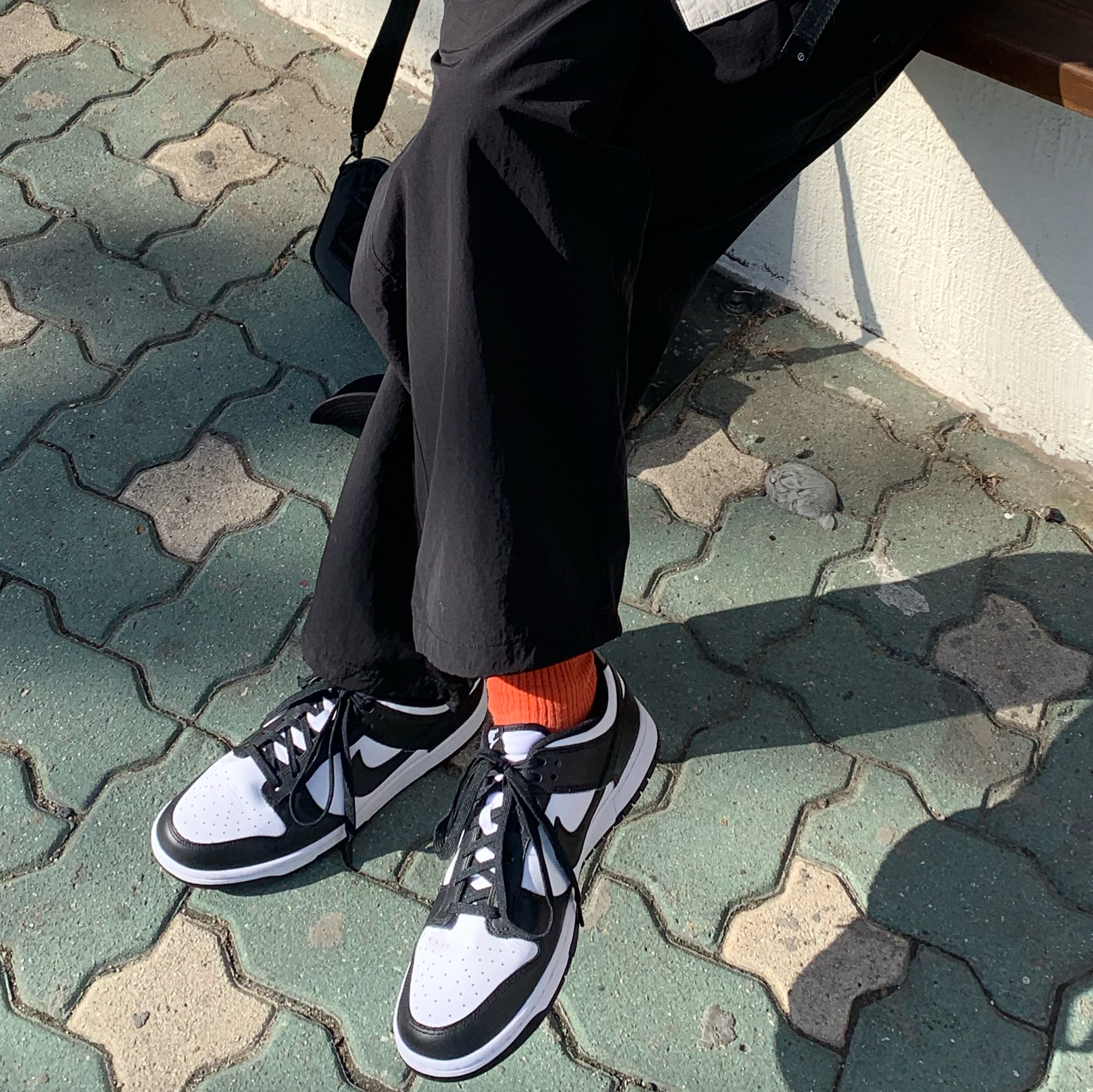 Nike Dunk Low Retro Black 착용 스타일 - 3