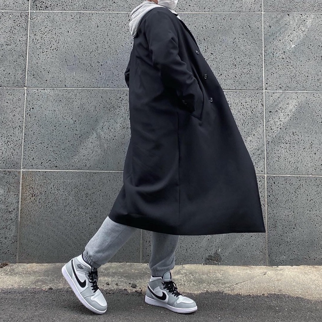Jordan 1 Mid Light Smoke Grey 착용 스타일 - 2