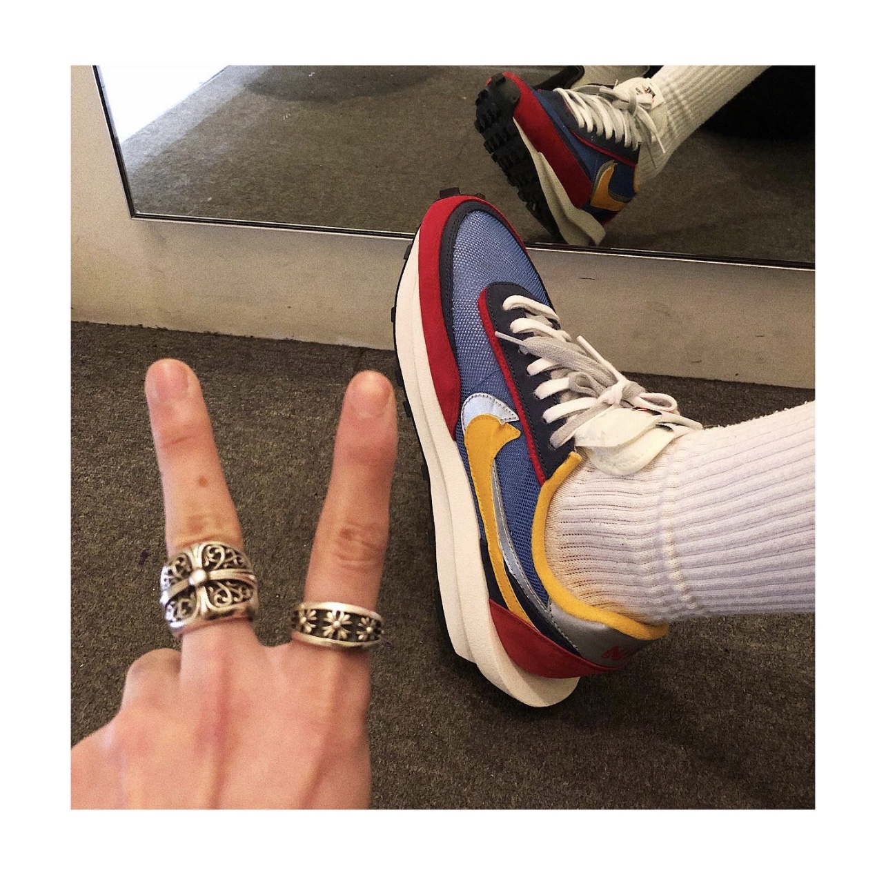 Nike x Sacai LDWaffle Blue Multi 착용 스타일