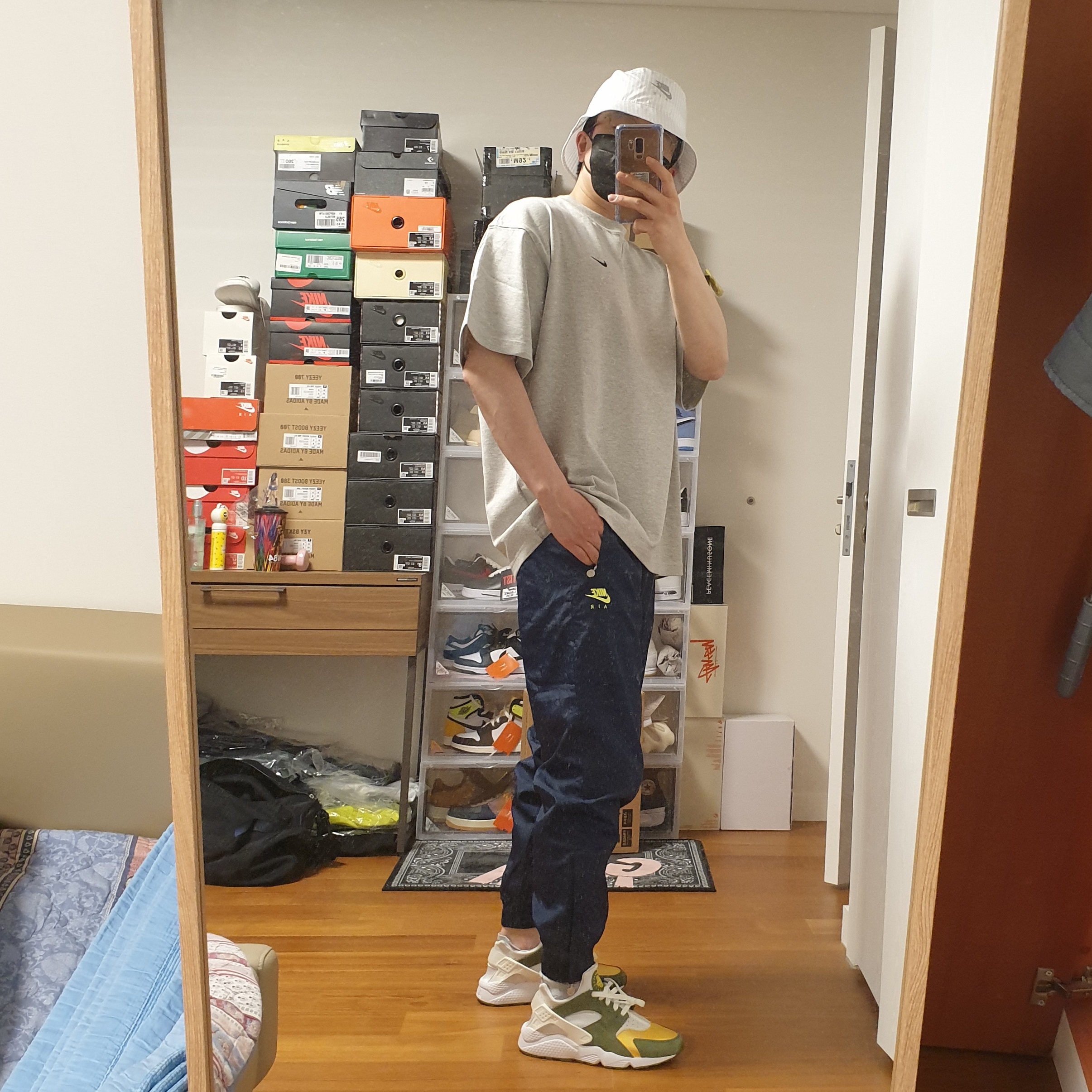Nike x Kim Jones Oversized T-Shirt Grey Heather - US/EU, Nike x Kim Jones Bucket Hat White 착용 스타일 - 3