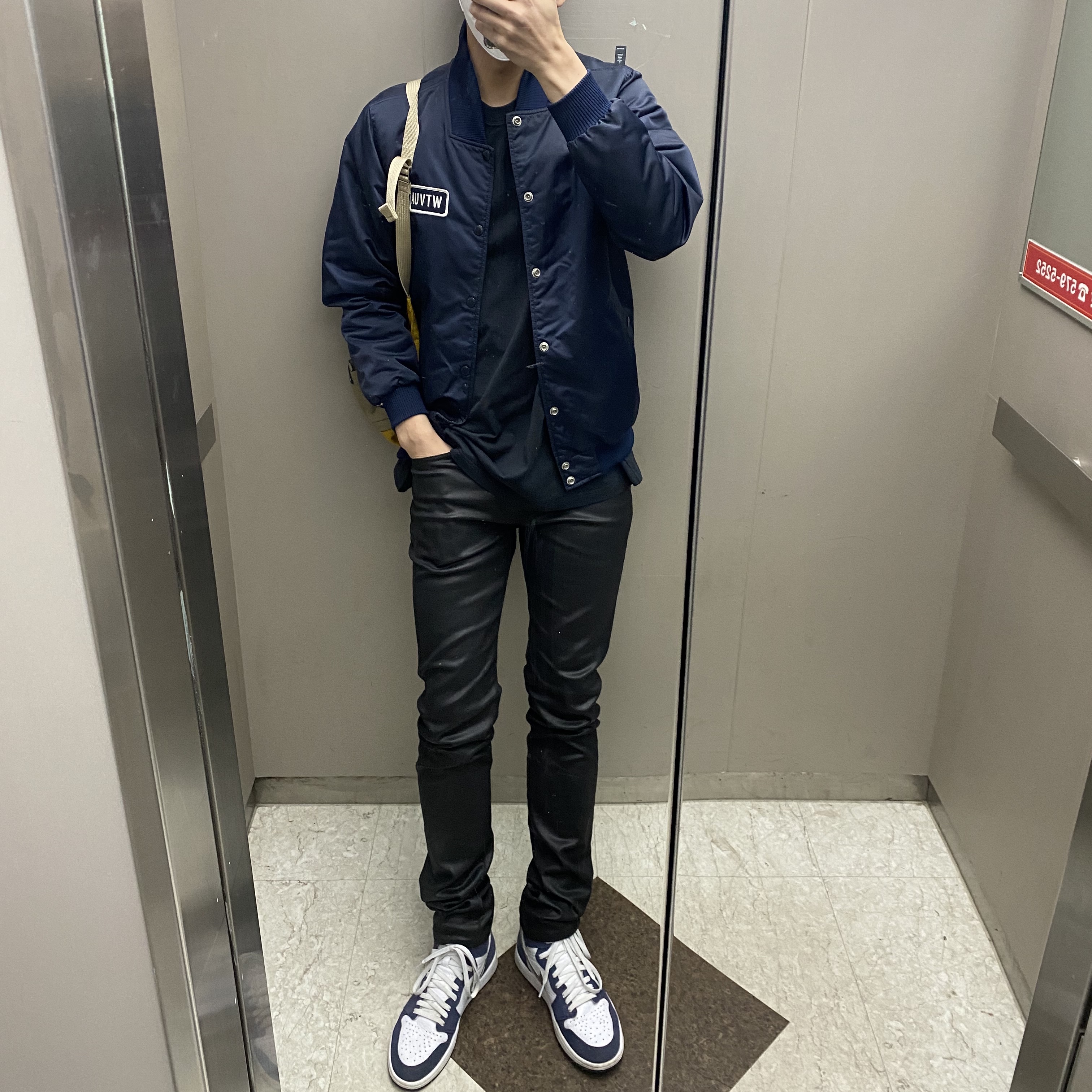 Jordan 1 Retro High OG CO.JP Midnight Navy 착용 스타일