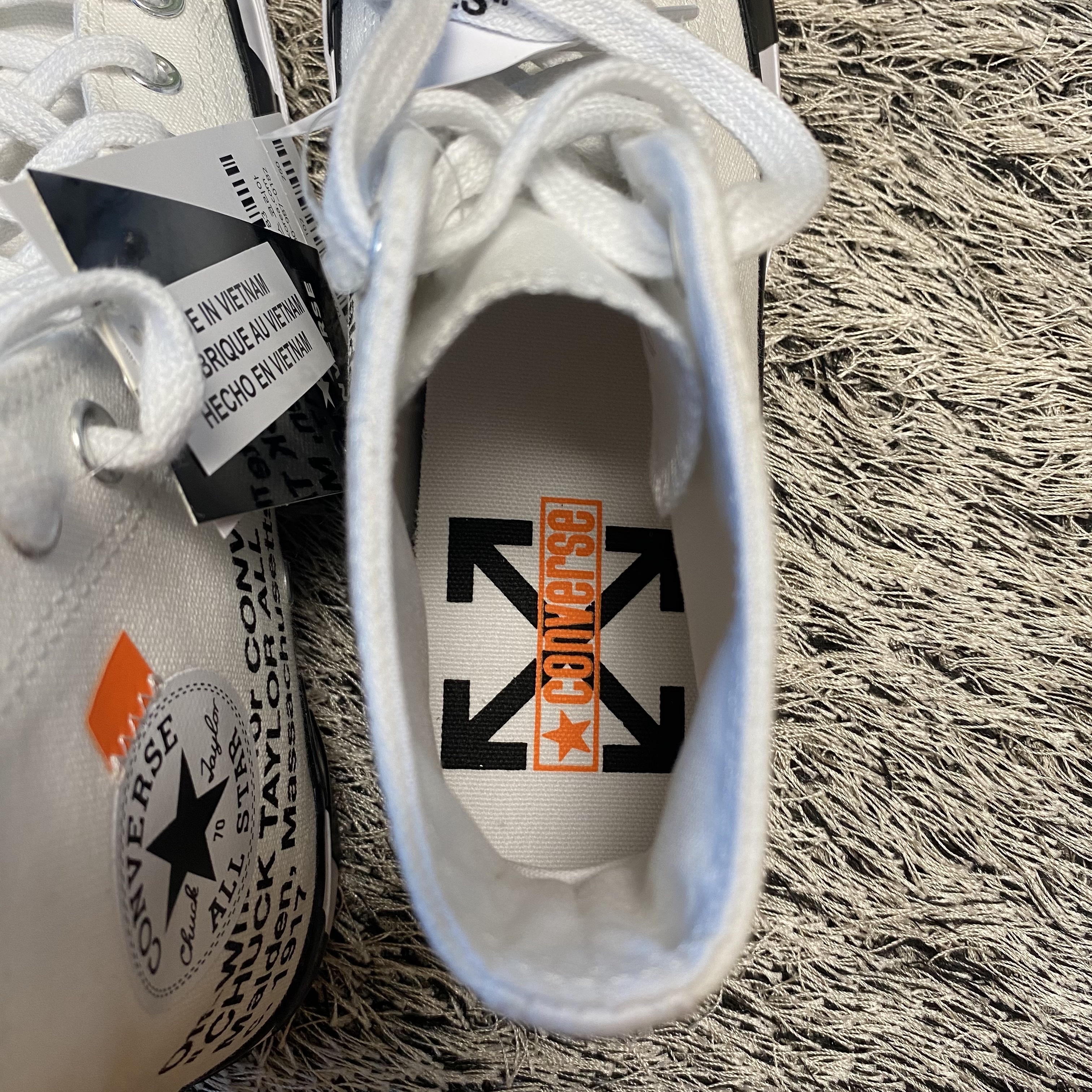 Converse x Off-White Chuck 70 High V2 2021 착용 스타일 - 5