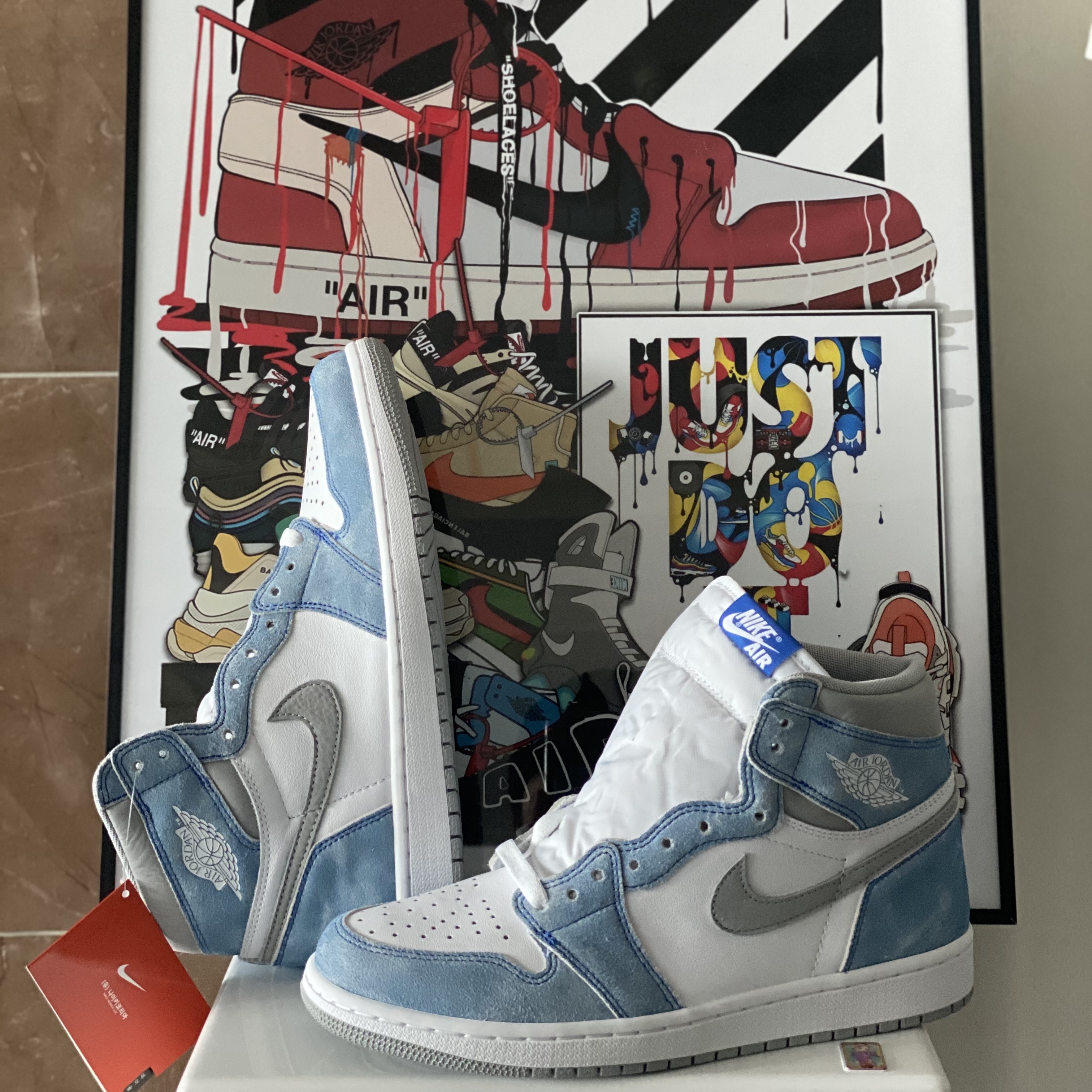 Jordan 1 Retro High OG Hyper Royal 착용 스타일 - 2