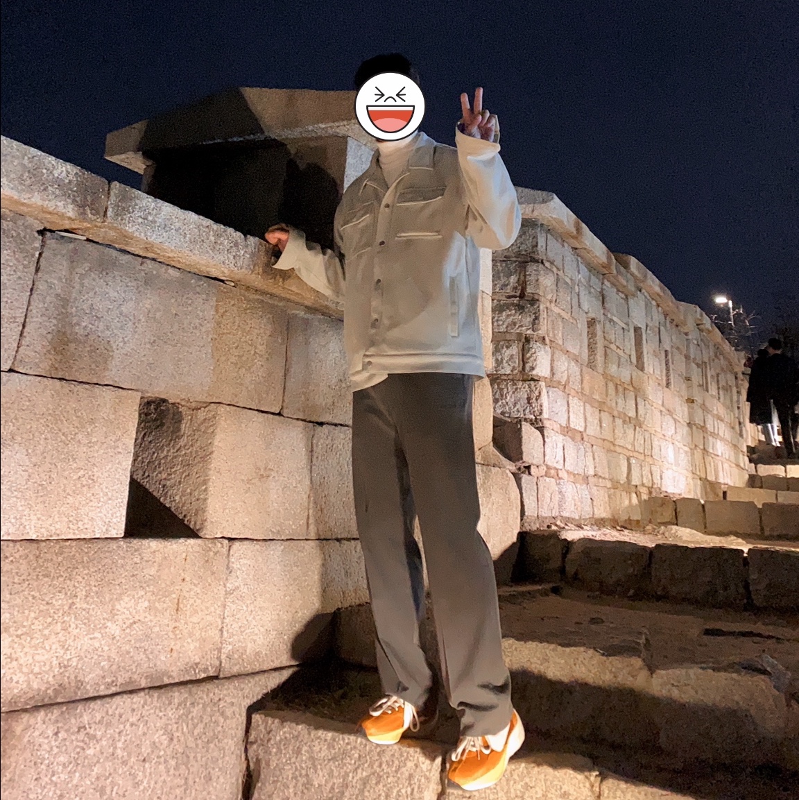 Nike Moon Racer Monarch 착용 스타일