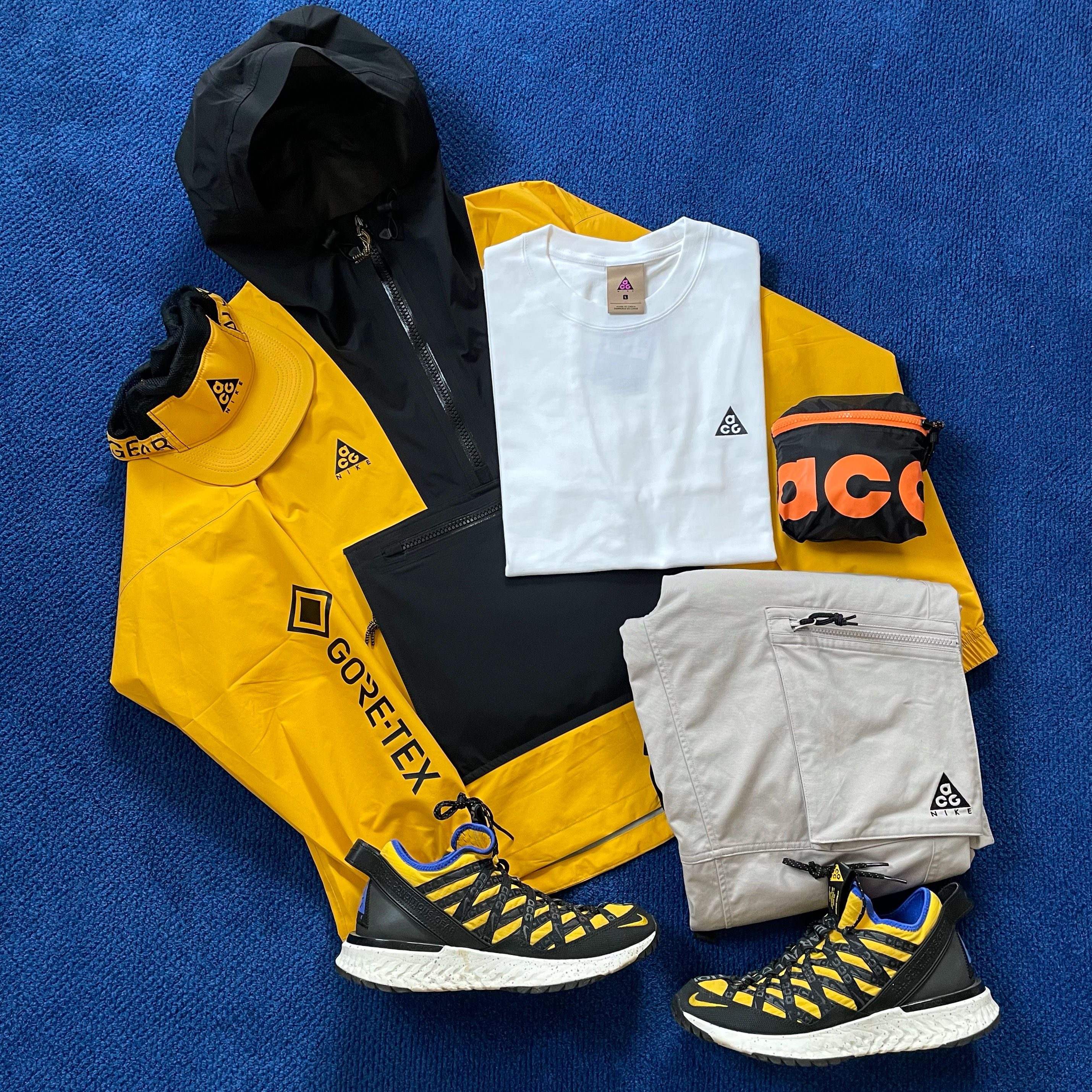 Nike ACG React Terra Gobe Amarillo 착용 스타일 - 2
