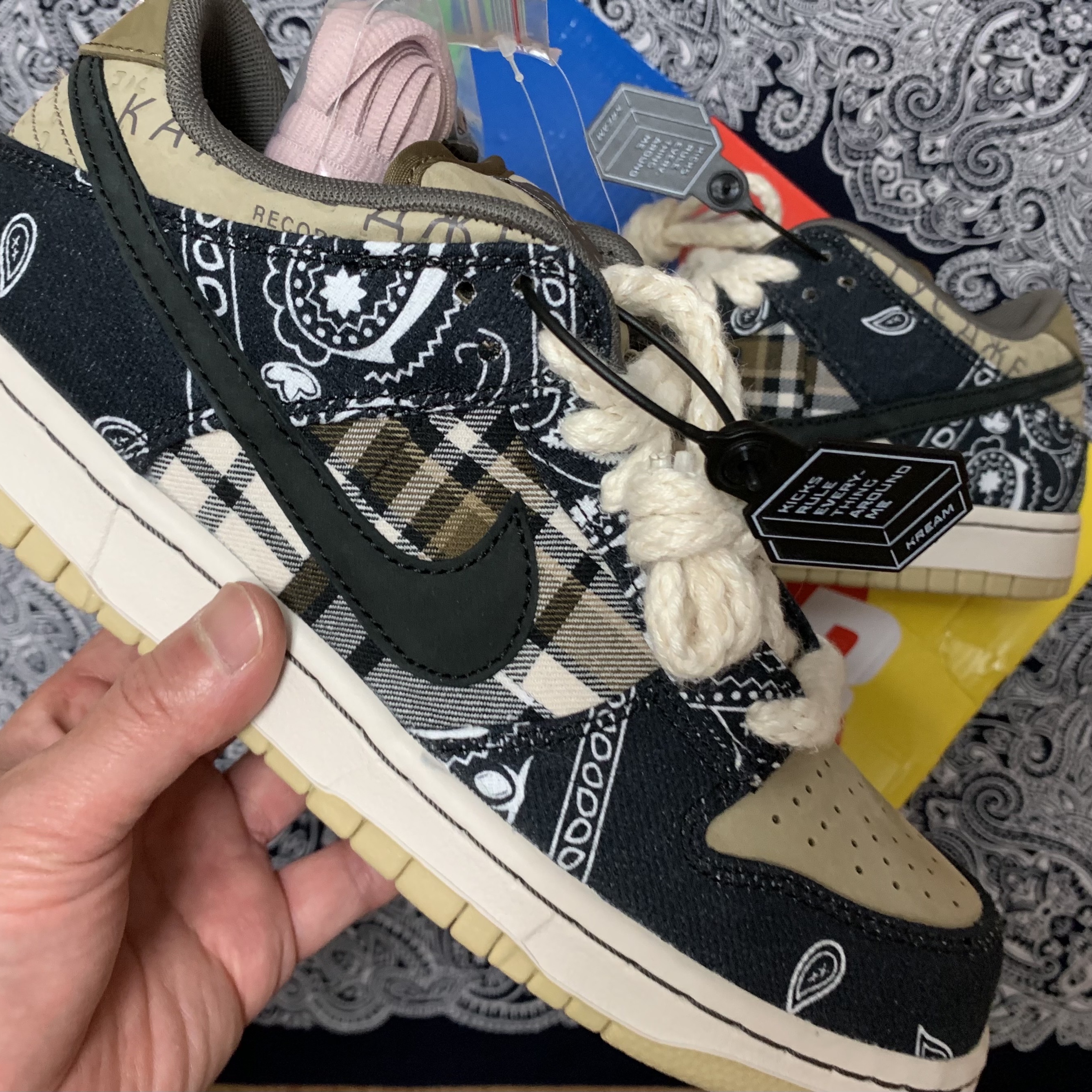 Nike x Travis Scott SB Dunk Low 착용 스타일 - 1