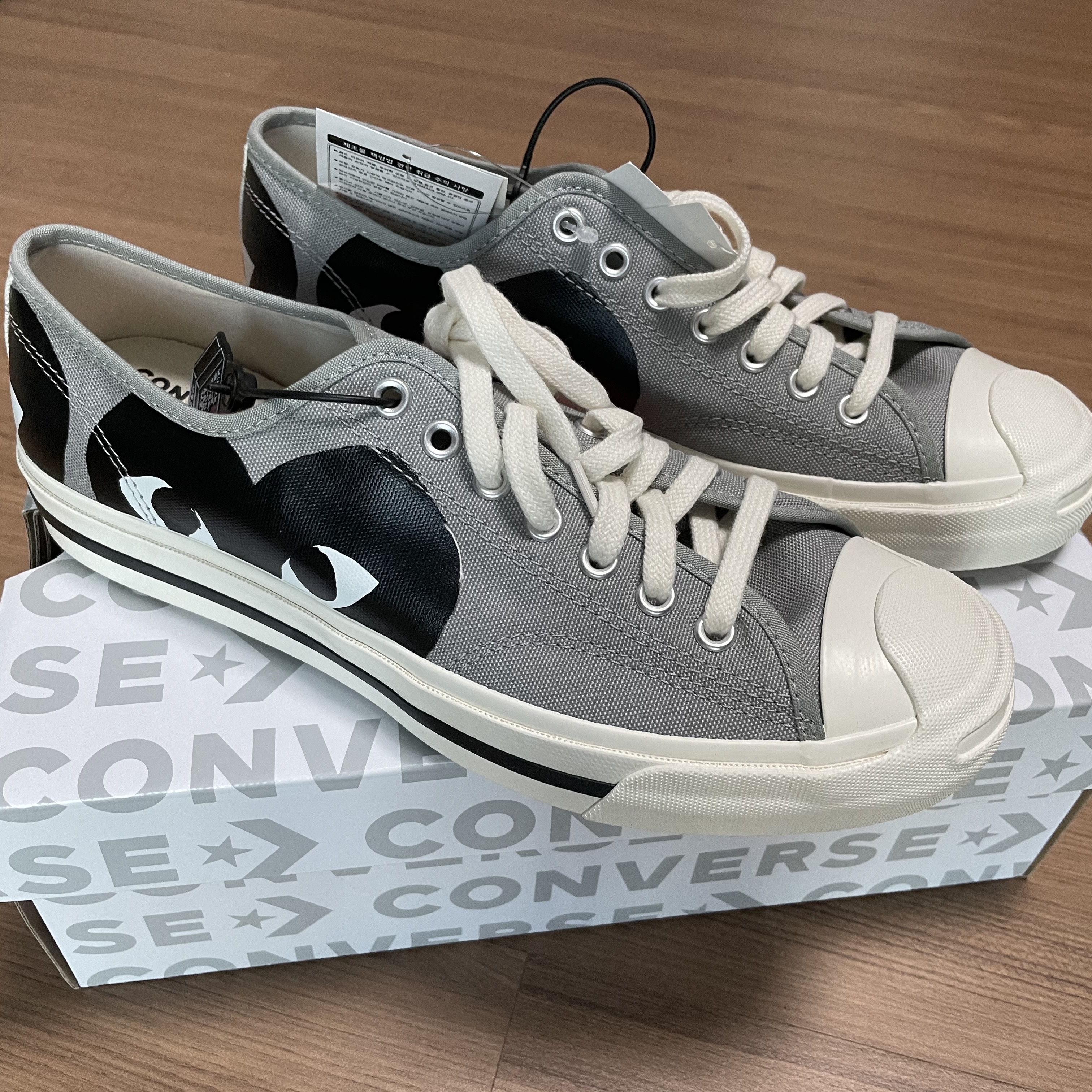 Converse x Play Comme des Garcons Jack Purcell Drizzle Black 착용 스타일