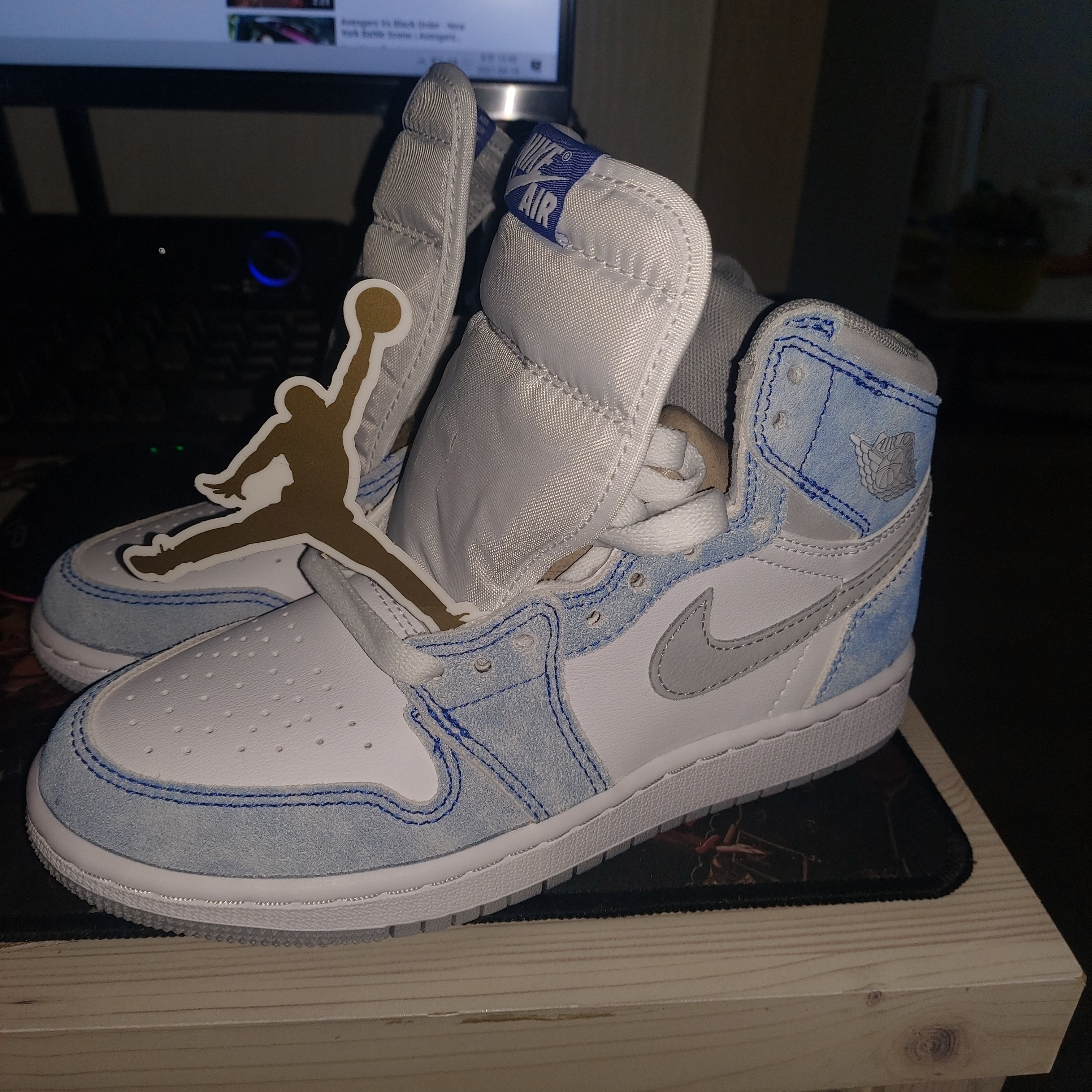 Jordan 1 Retro High OG Hyper Royal, Jordan 1 Retro High OG University Blue 착용 스타일 - 4