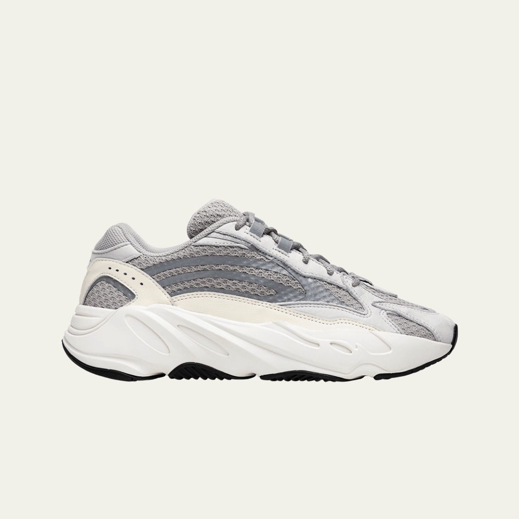 Adidas Yeezy Boost 700 V2 Static 2018 착용 스타일