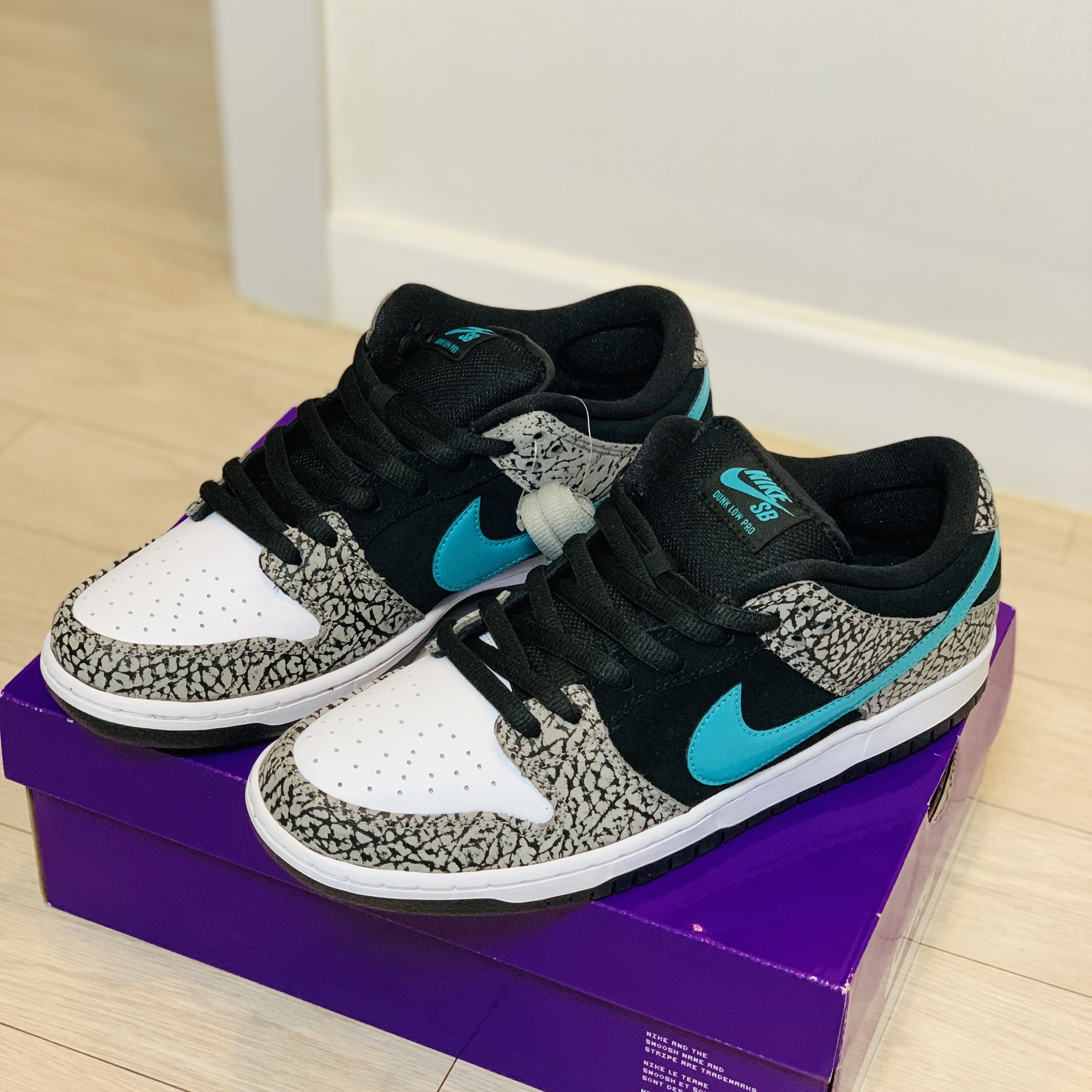 Nike SB Dunk Low Pro Clear Jade 착용 스타일 - 3