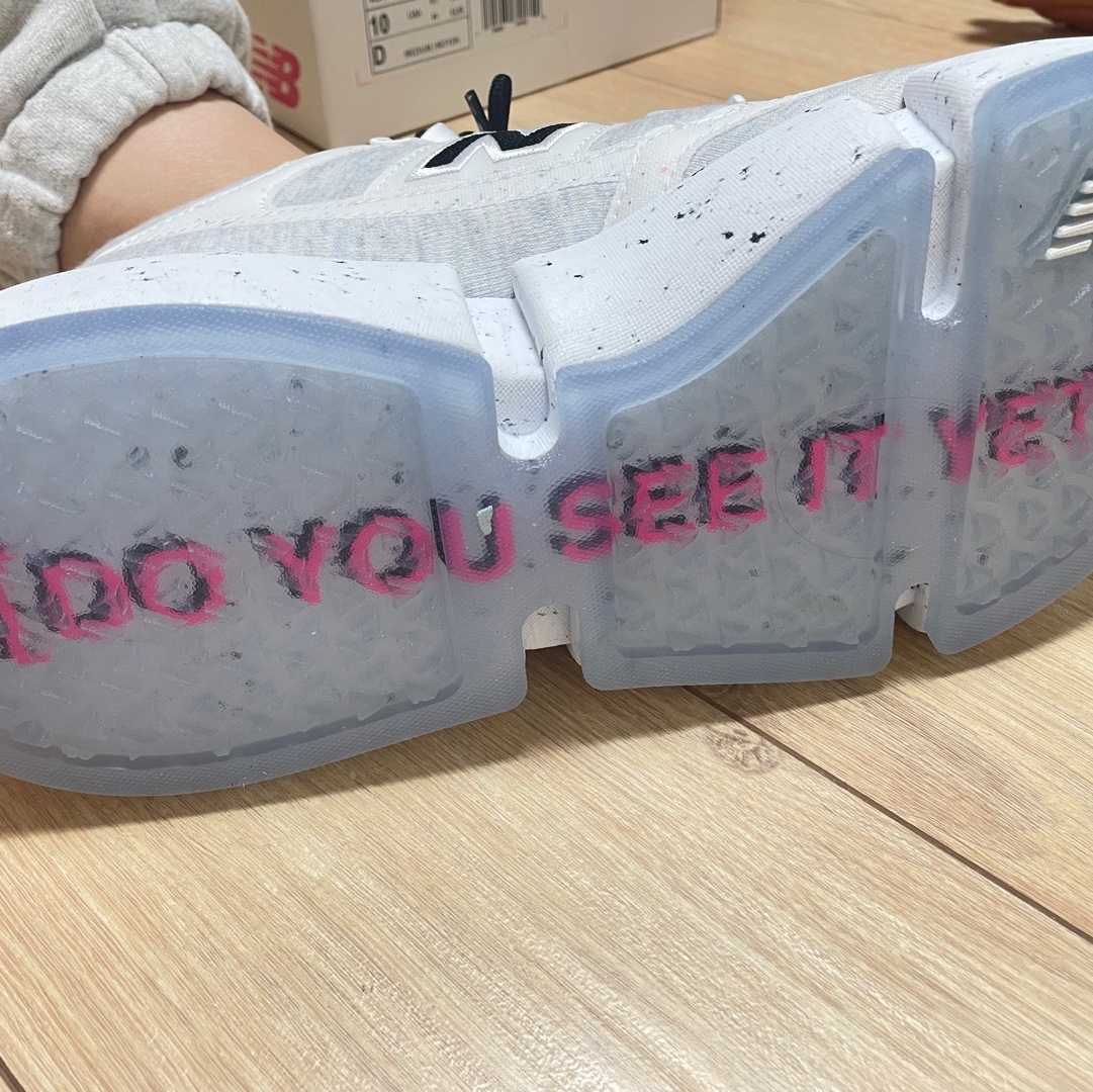 New Balance x Jaden Smith Vision Racer Natural 착용 스타일 - 1