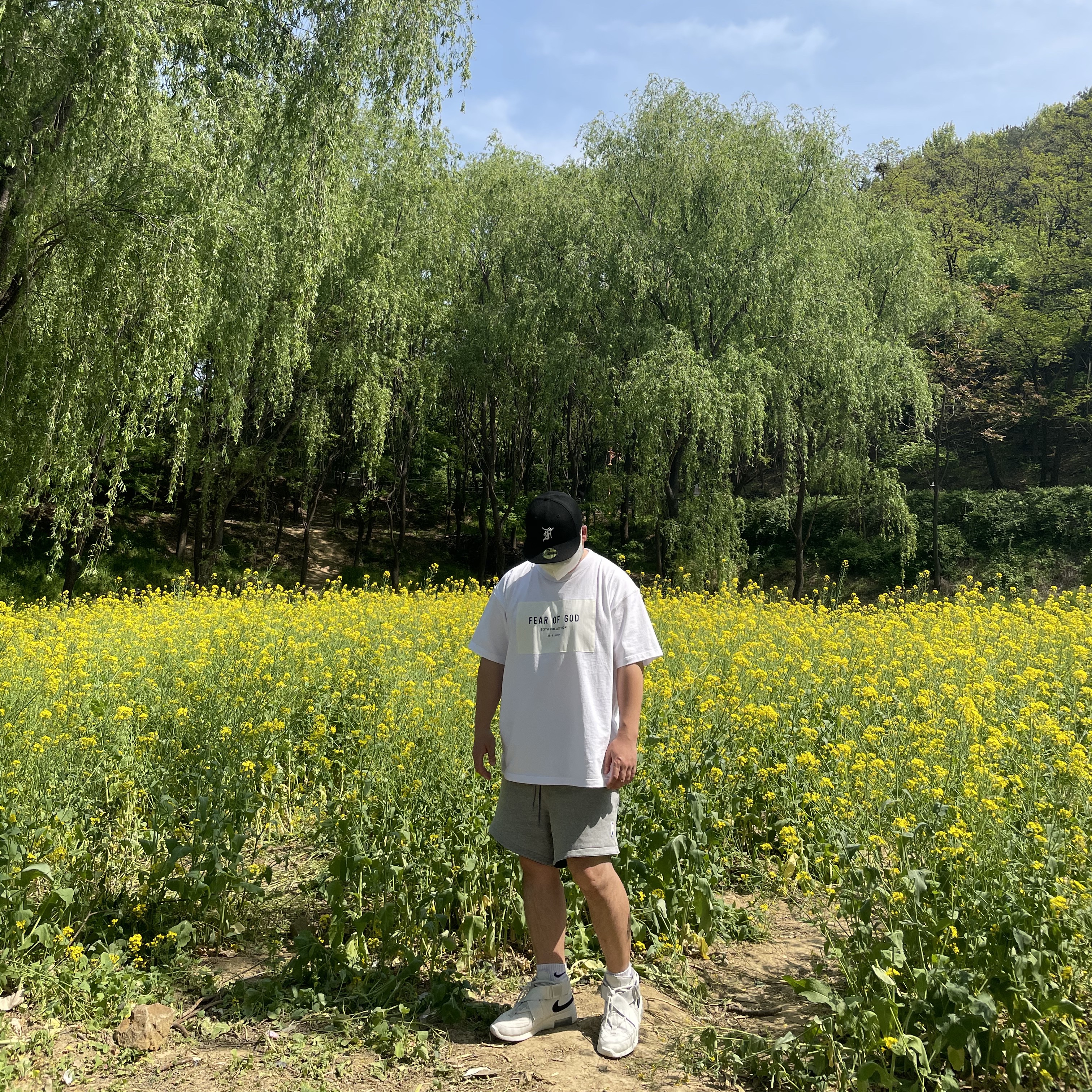 Nike x Fear of God Air Fear of God Raid Light Bone, Nike x Fear of God NRG Reversible Shorts 착용 스타일