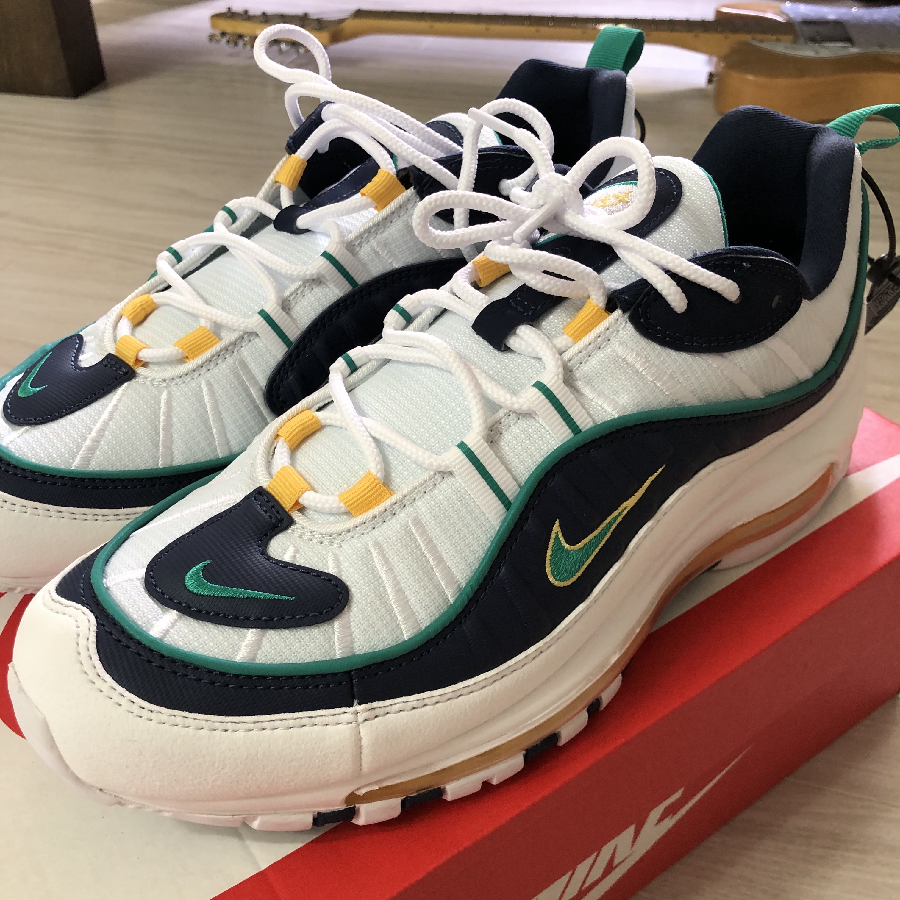 Nike Air Max 98 Mighty Ducks 착용 스타일 - 4