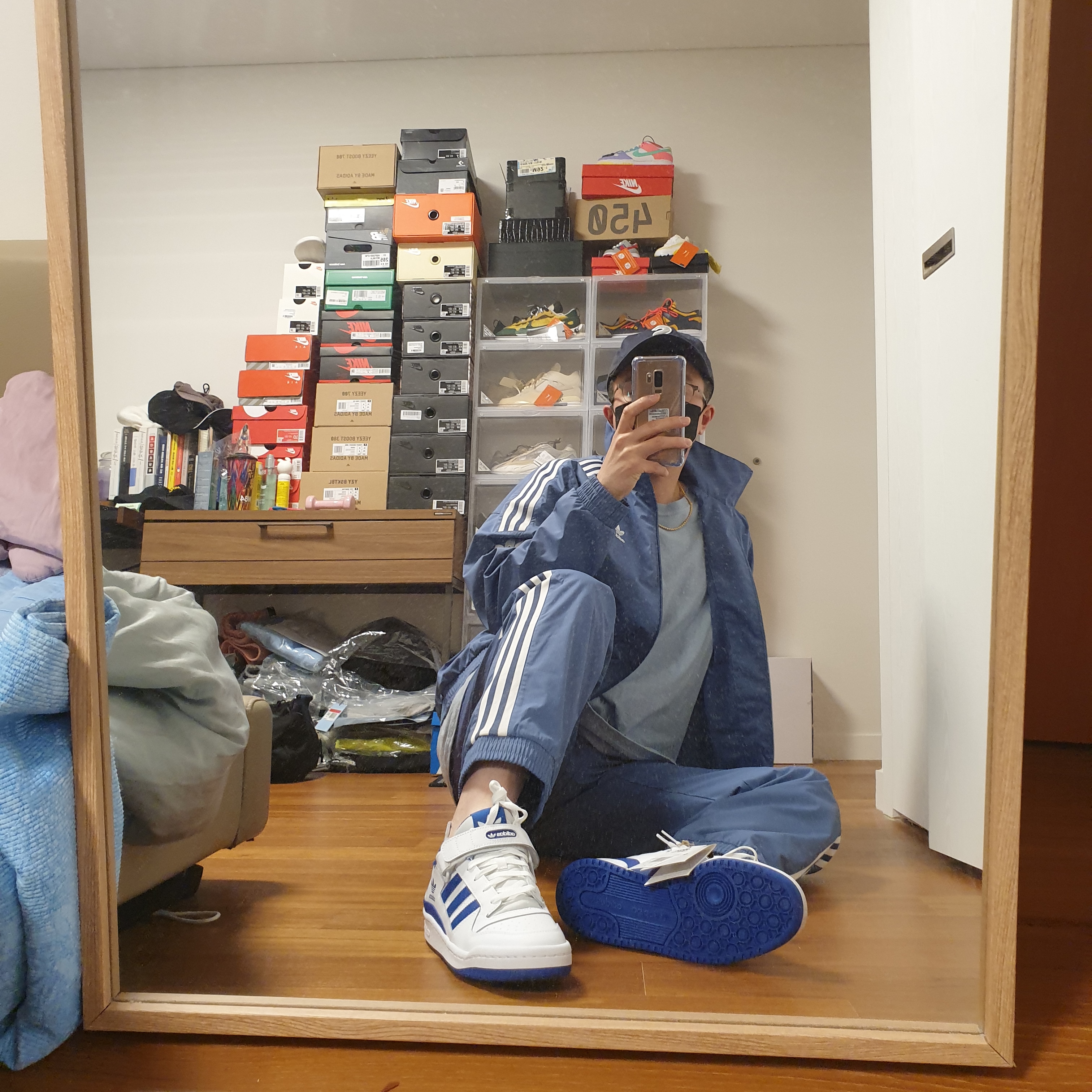 Adidas Forum Low White Royal Blue 착용 스타일 - 4