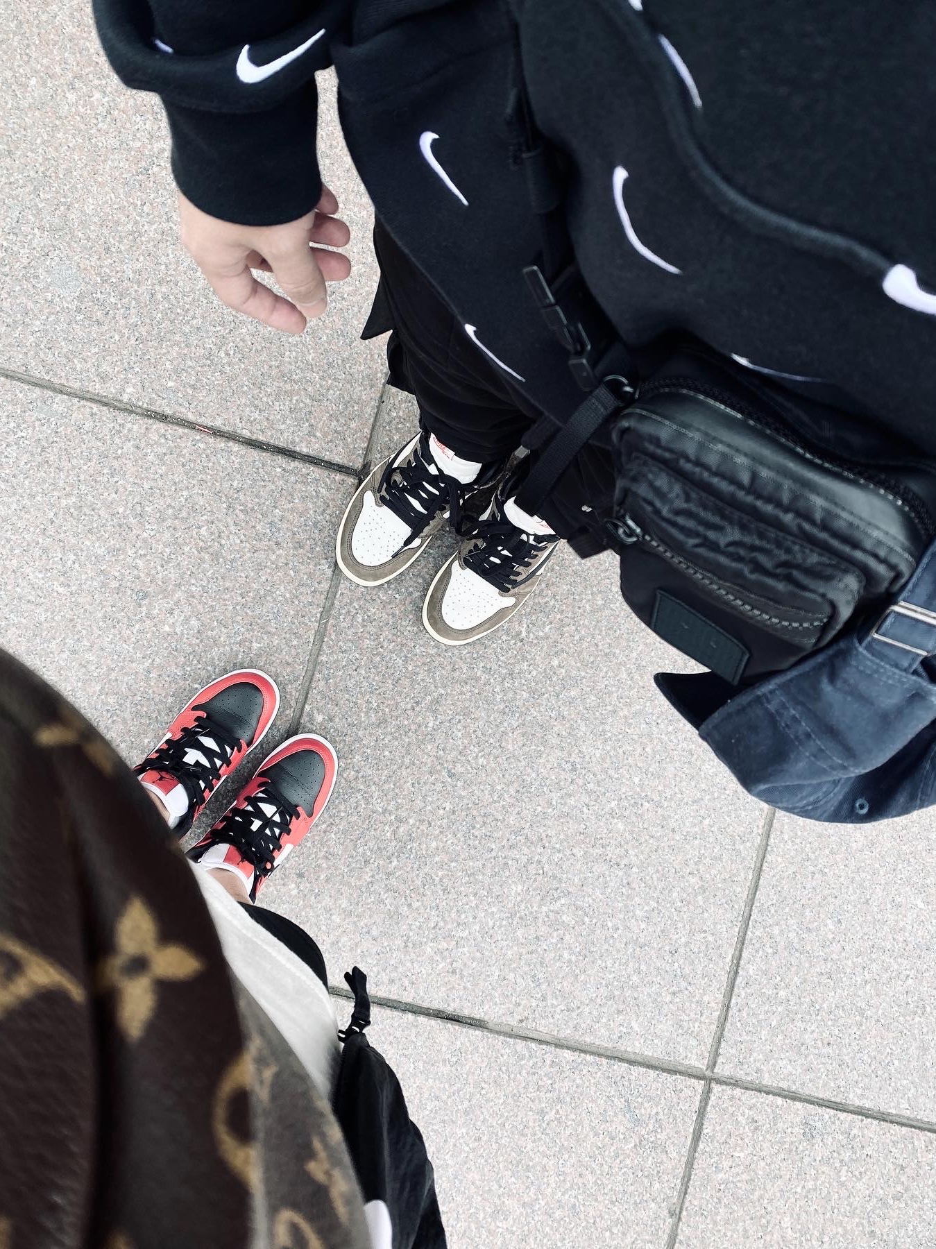 (GS) Jordan 1 Mid Chicago Black Toe, Jordan 1 Mid Chicago Black Toe 착용 스타일 - 1
