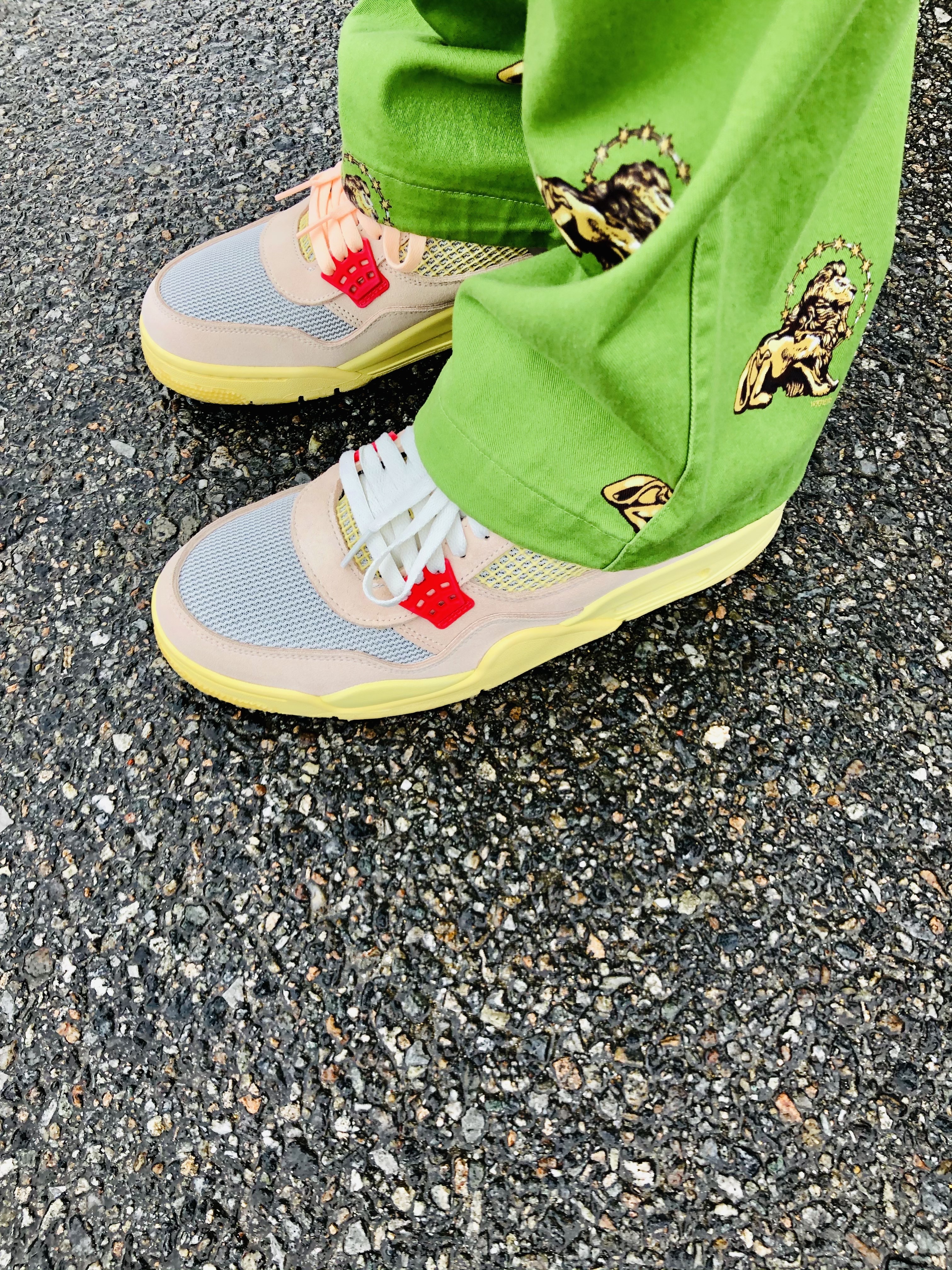 Jordan 4 x Union Retro Guava Ice 착용 스타일 - 4