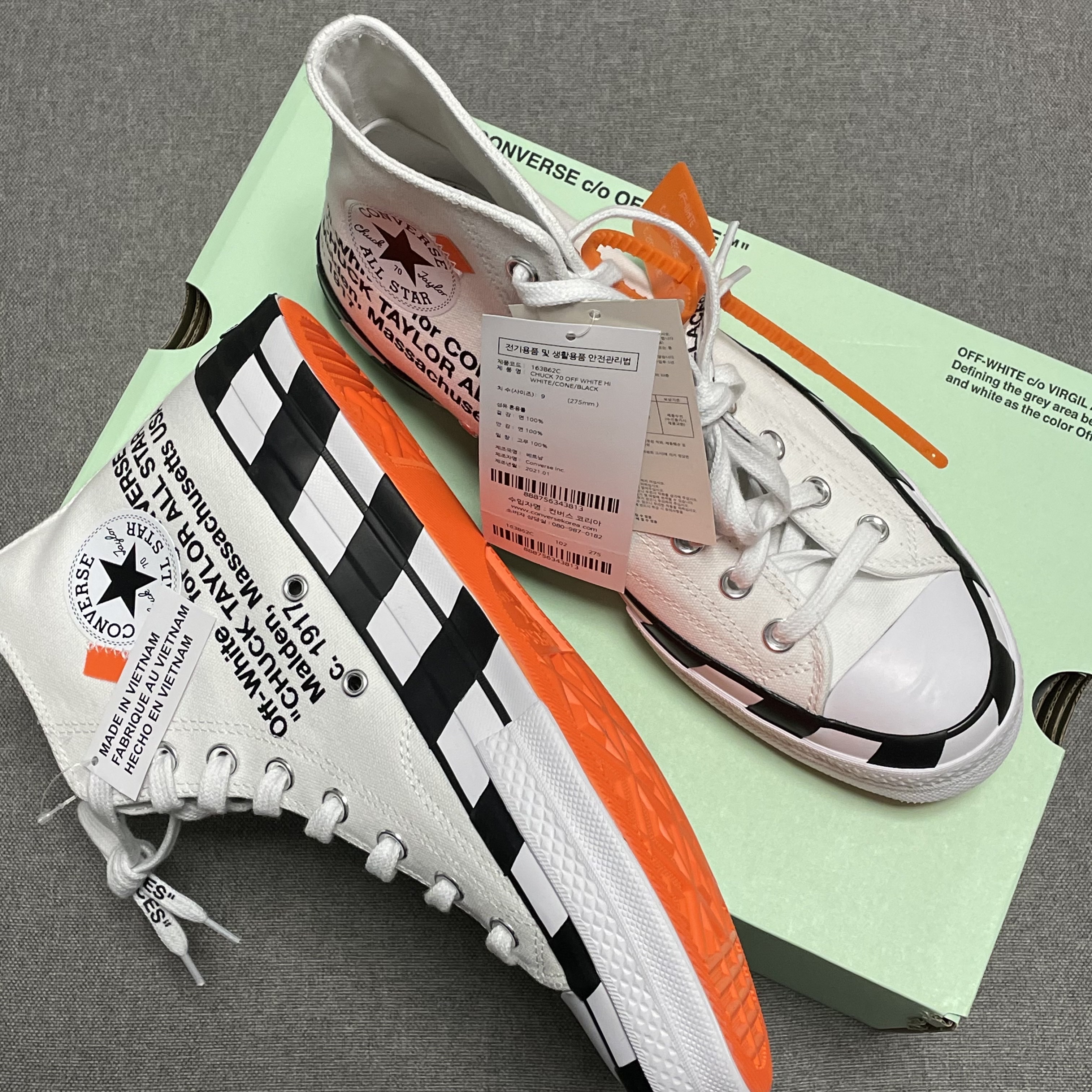 Converse x Off-White Chuck 70 High V2 2021 착용 스타일