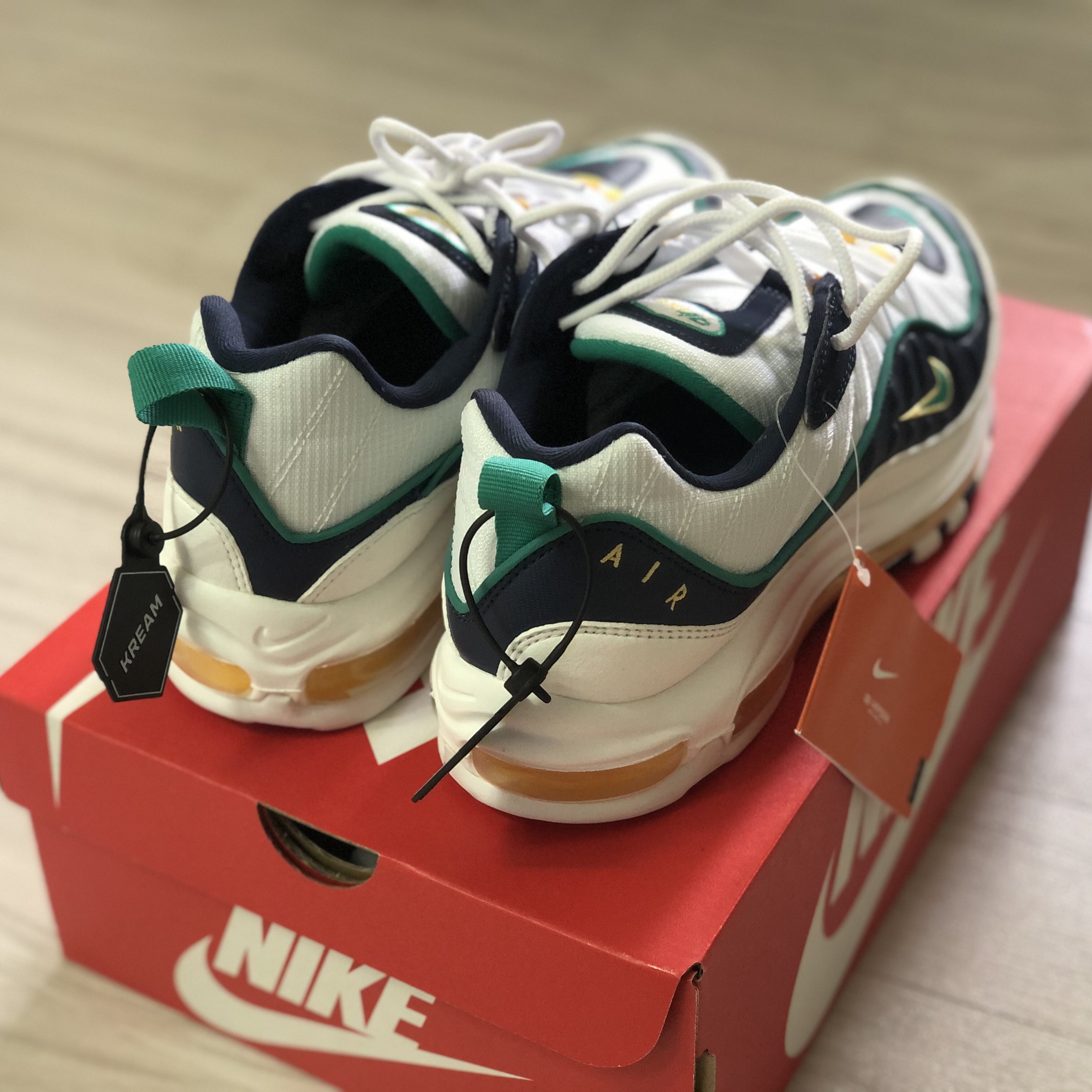 Nike Air Max 98 Mighty Ducks 착용 스타일 - 3