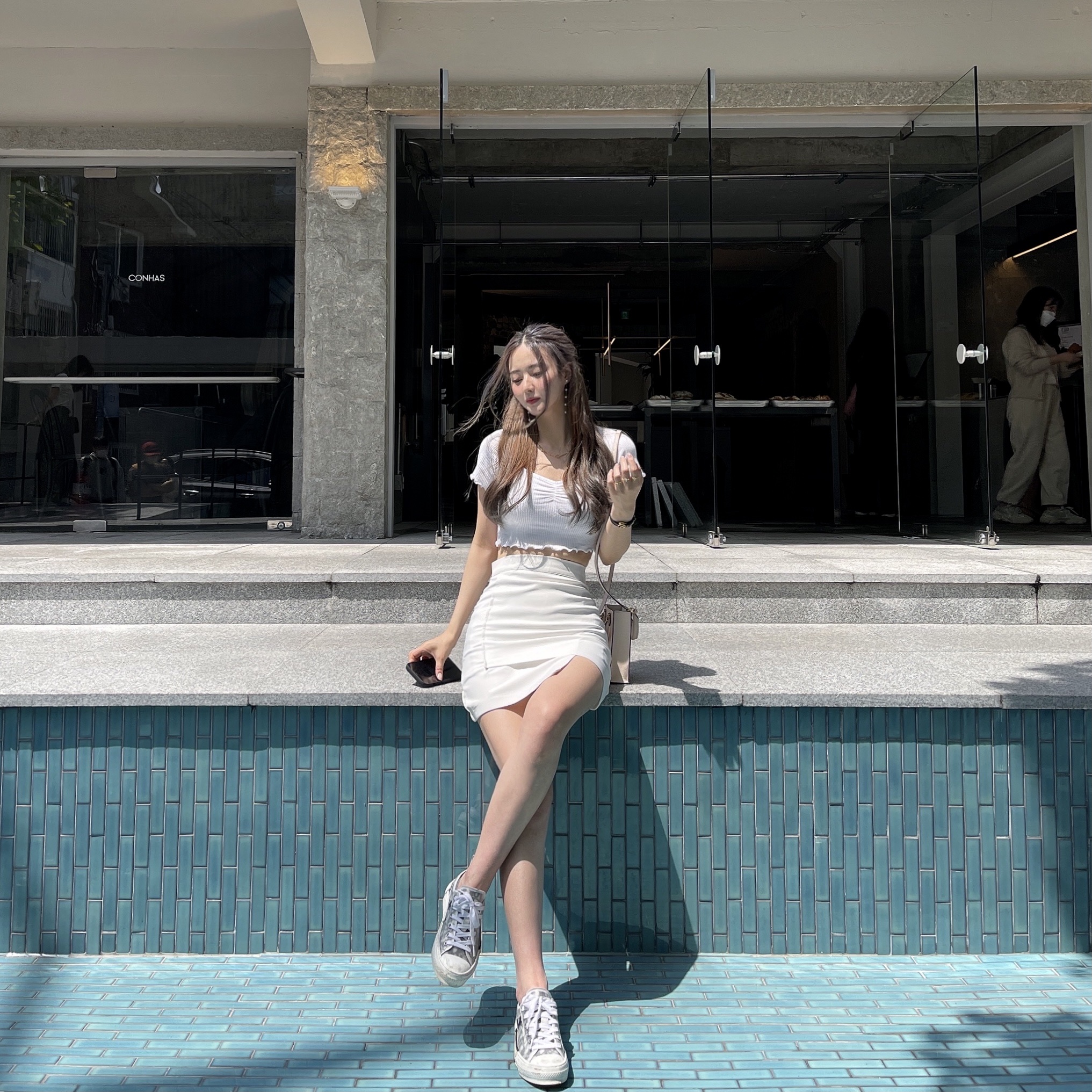 Dior B23 Low Dior Oblique White & Black 착용 스타일