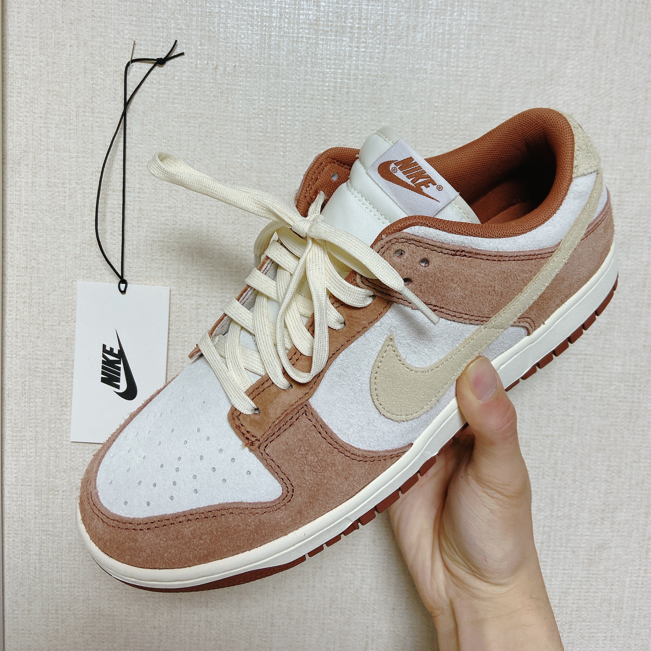 Nike Dunk Low Pro Premium Medium Curry 착용 스타일