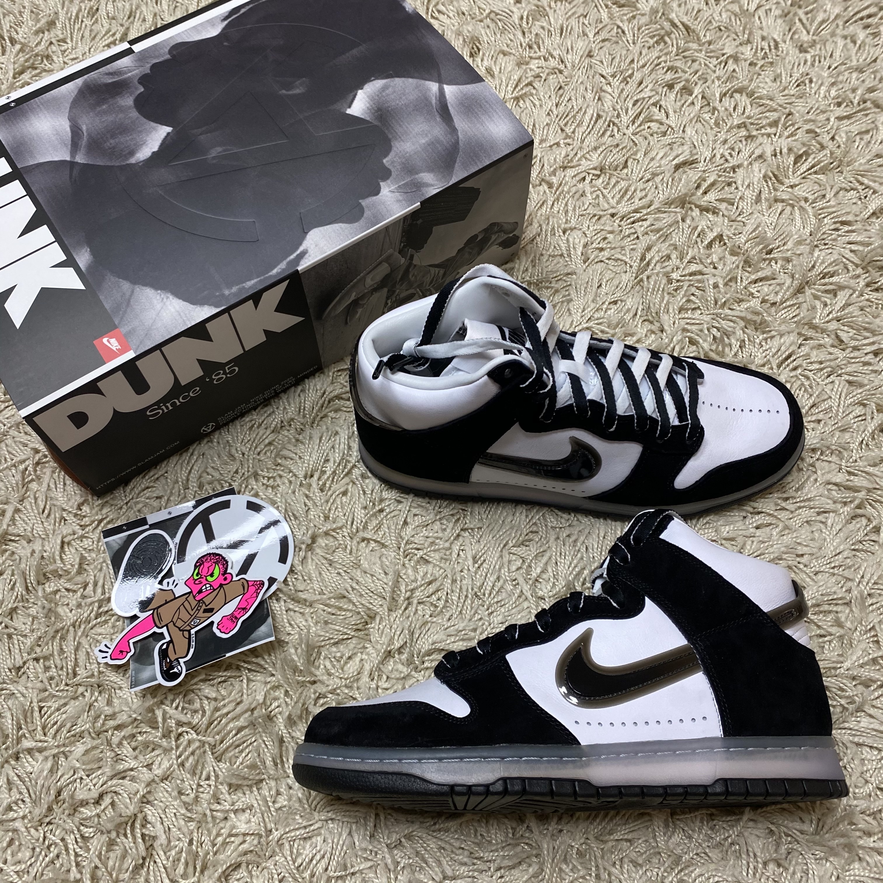 Nike x Slam Jam Dunk High SP Clear Black 착용 스타일